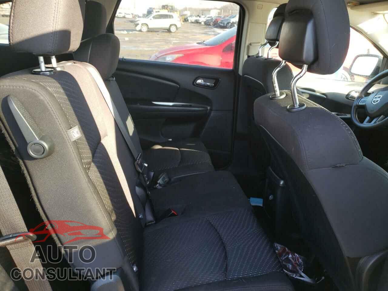 DODGE JOURNEY 2017 - 3C4PDCBG8HT537681
