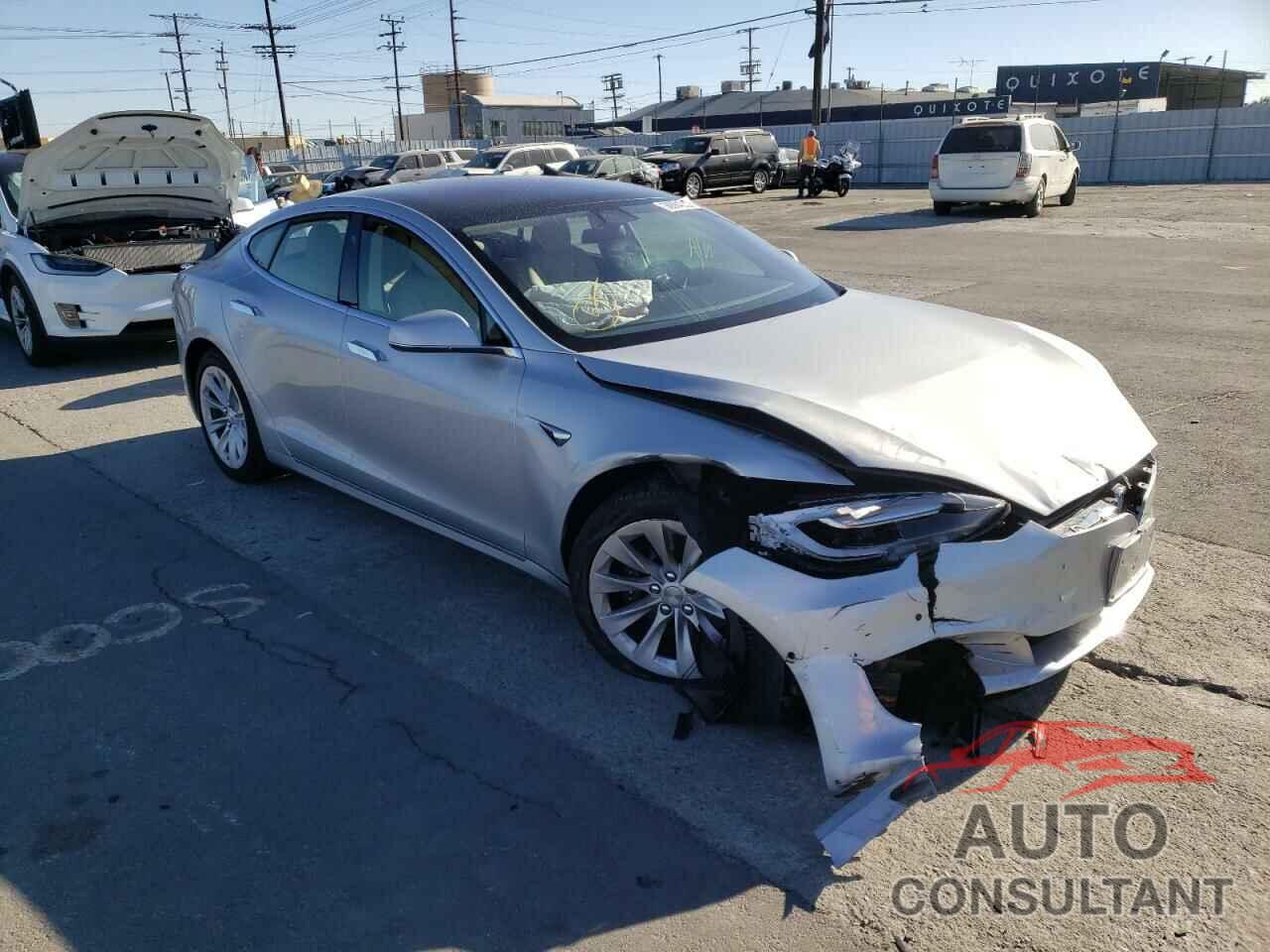 TESLA MODEL S 2017 - 5YJSA1E10HF209782