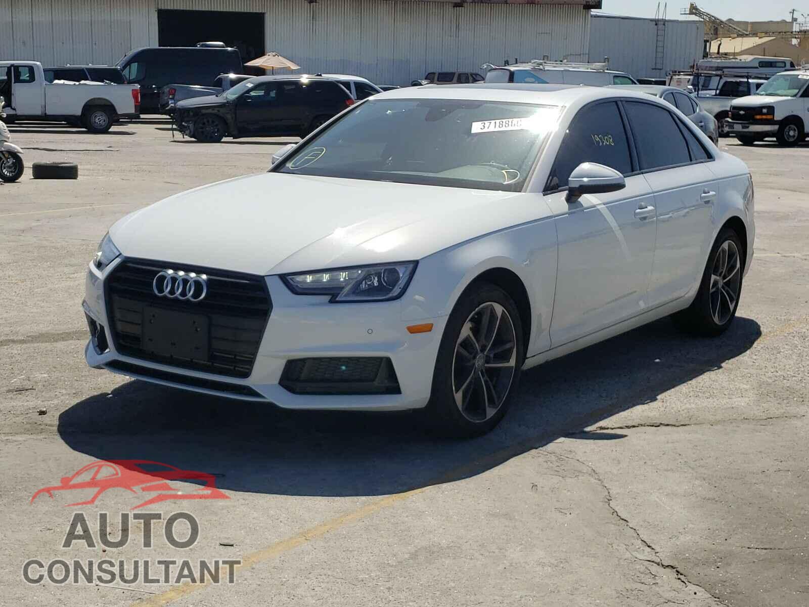 AUDI A4 2019 - WAUGMAF45KN017625