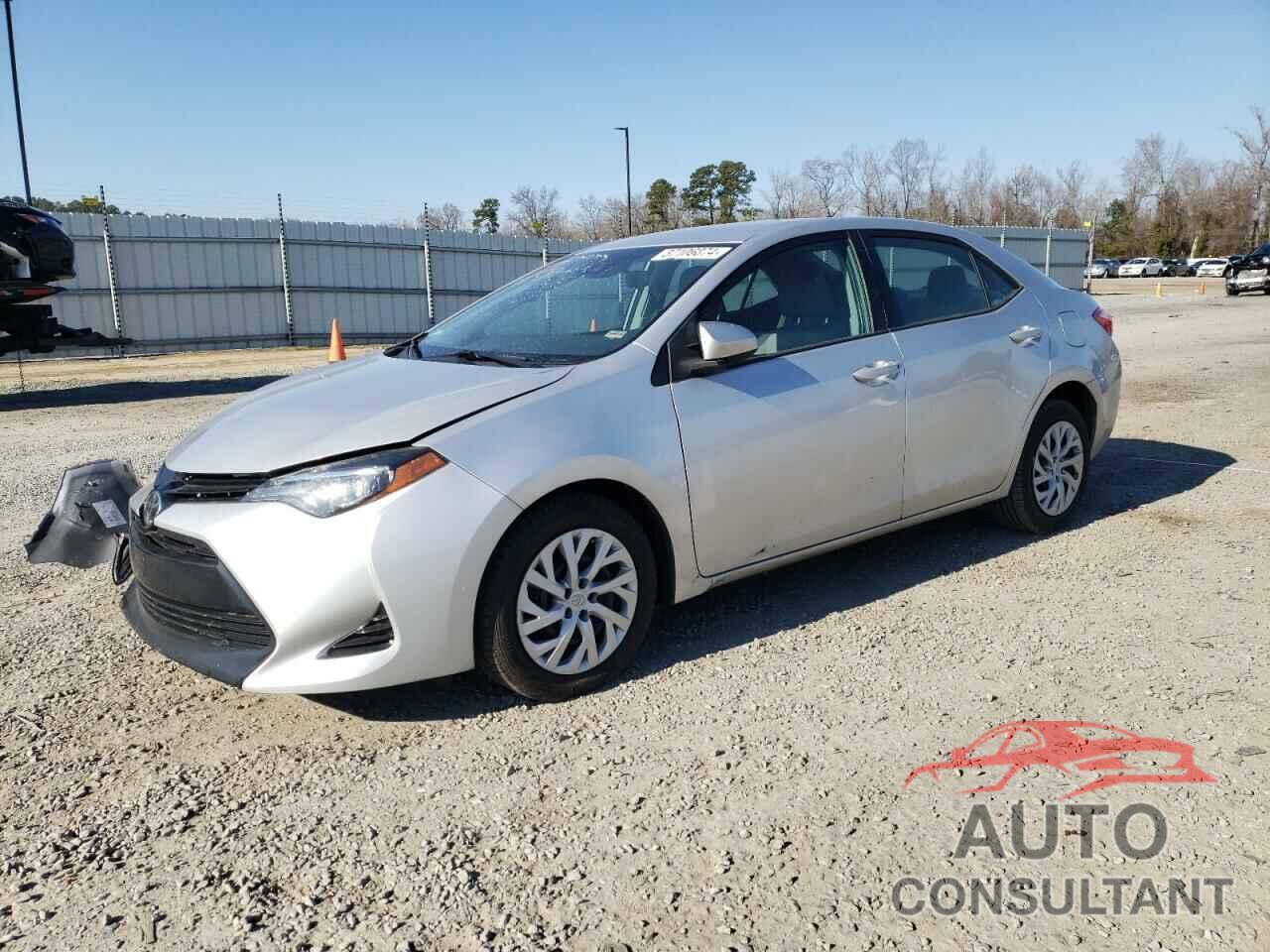 TOYOTA COROLLA 2018 - 5YFBURHE2JP775232