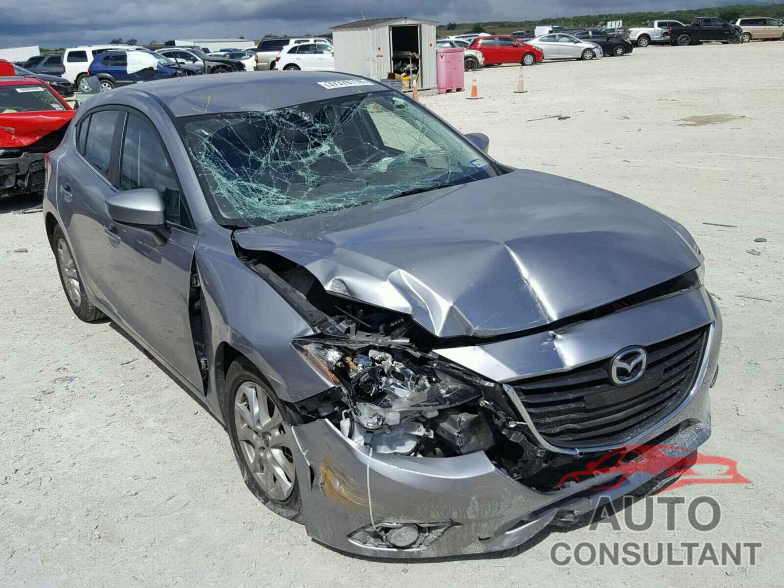 MAZDA 3 2015 - 3MZBM1L71FM217037