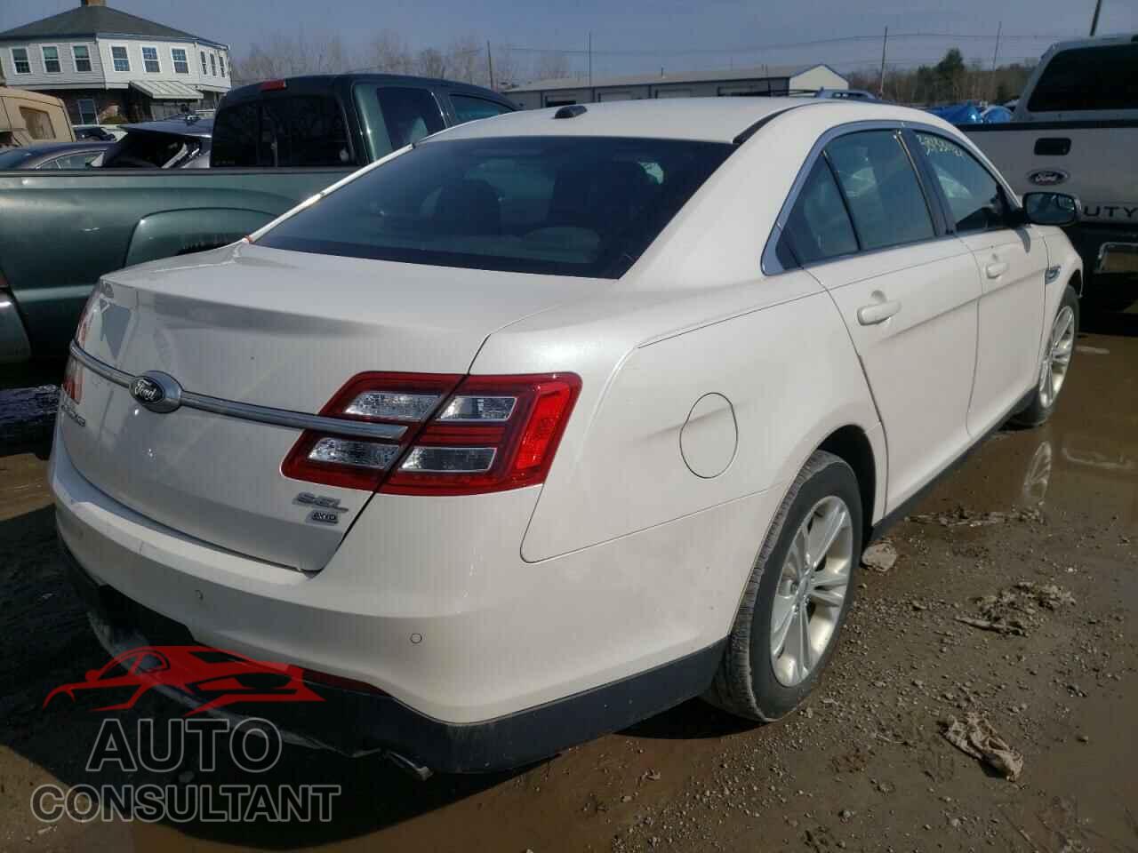 FORD TAURUS 2017 - 1FAHP2H81HG114182