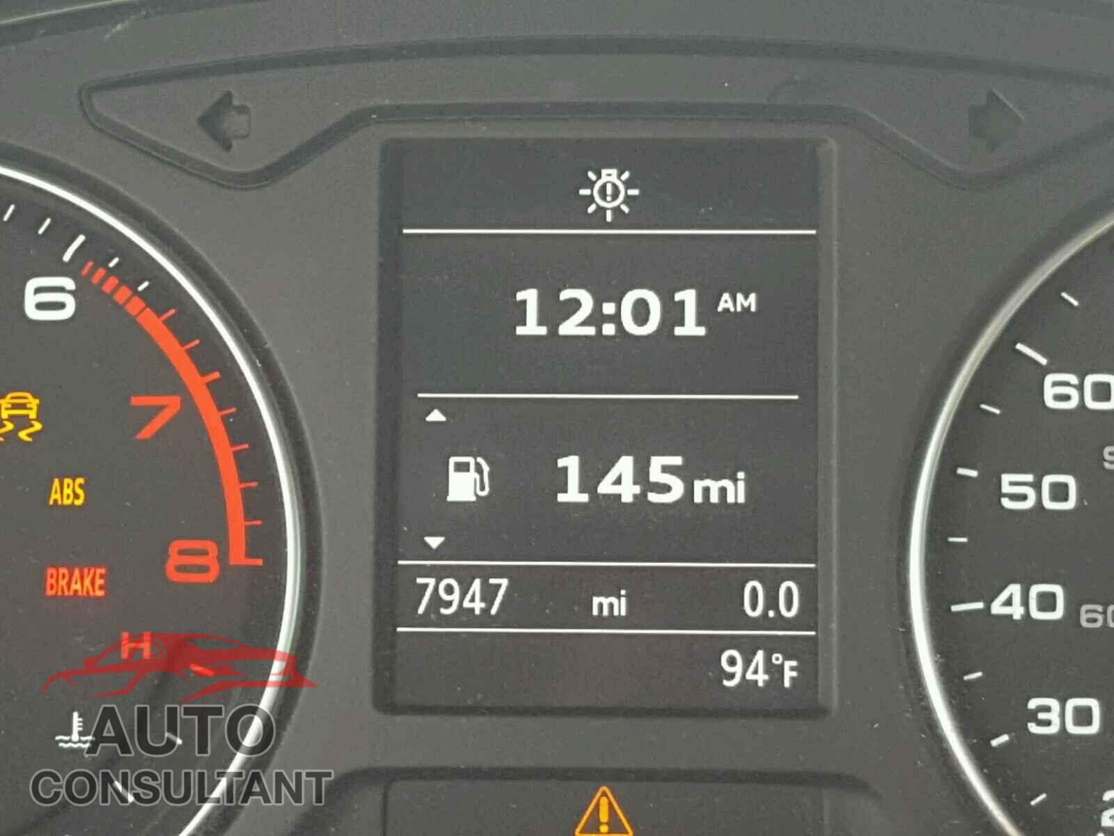 AUDI A3 2018 - WAUAUGFFXJ1025395
