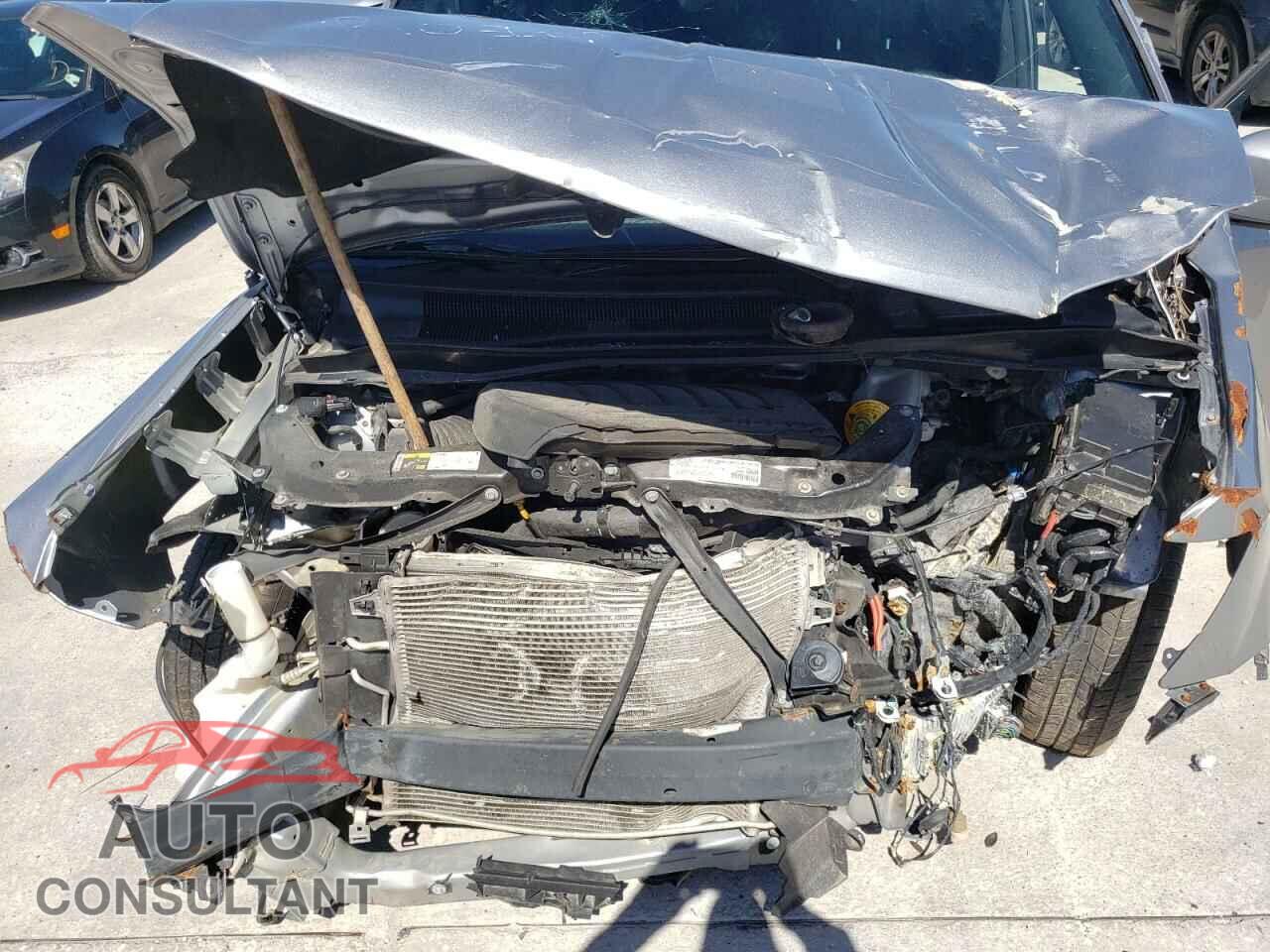 DODGE GRAND CARA 2019 - 2C4RDGEG2KR691986