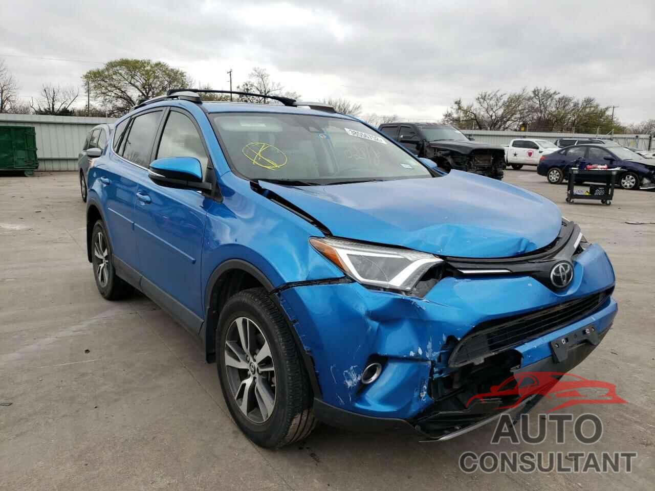 TOYOTA RAV4 2017 - JTMWFREV6HJ104354