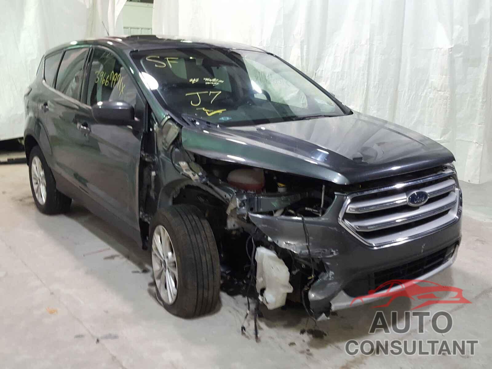 FORD ESCAPE 2017 - 1FMCU9GD2HUE39313