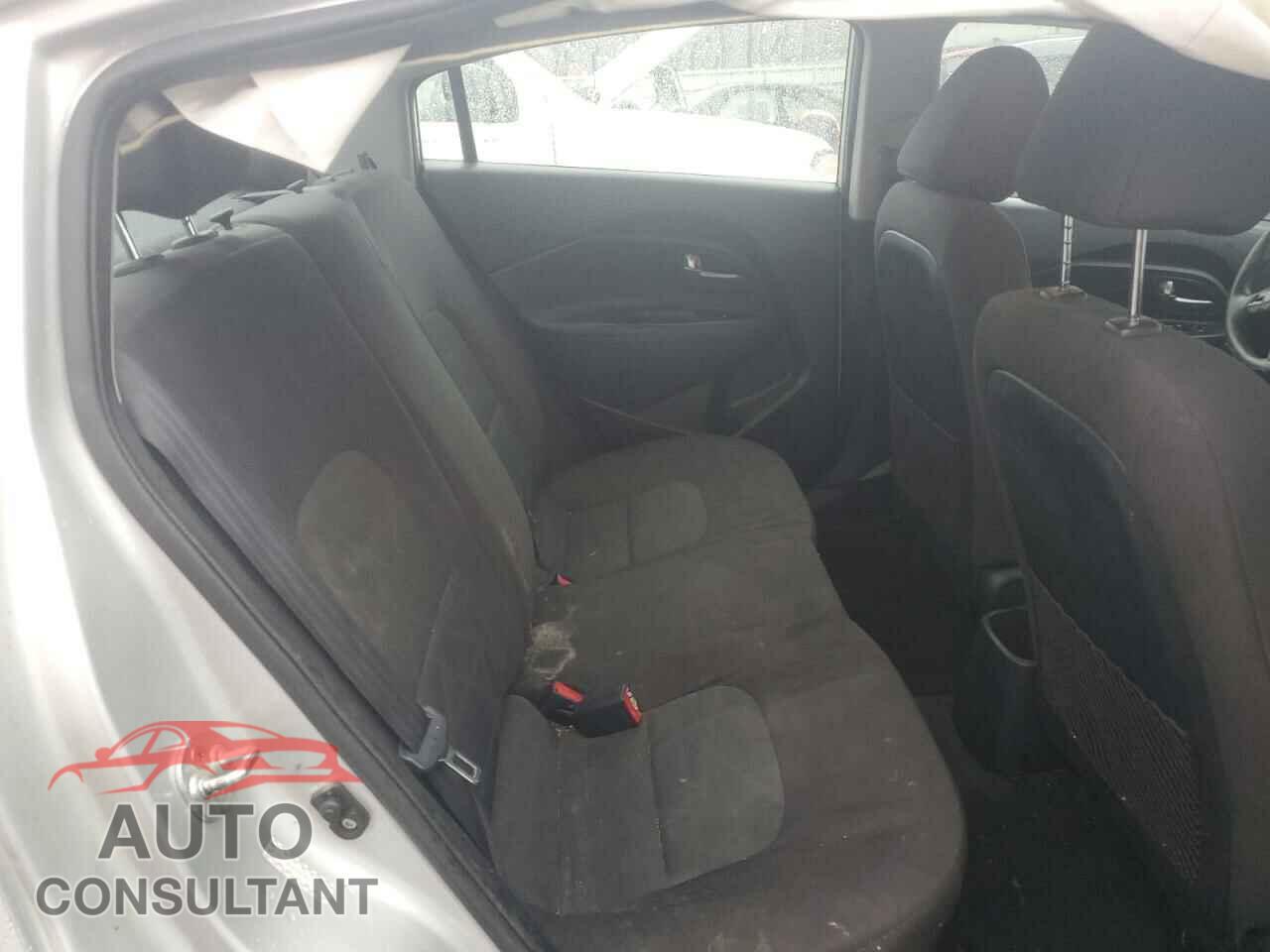 KIA RIO 2017 - KNADM4A39H6104711