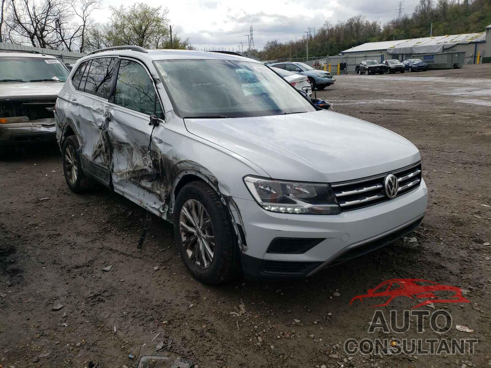 VOLKSWAGEN TIGUAN 2018 - 3VV2B7AX6JM125916