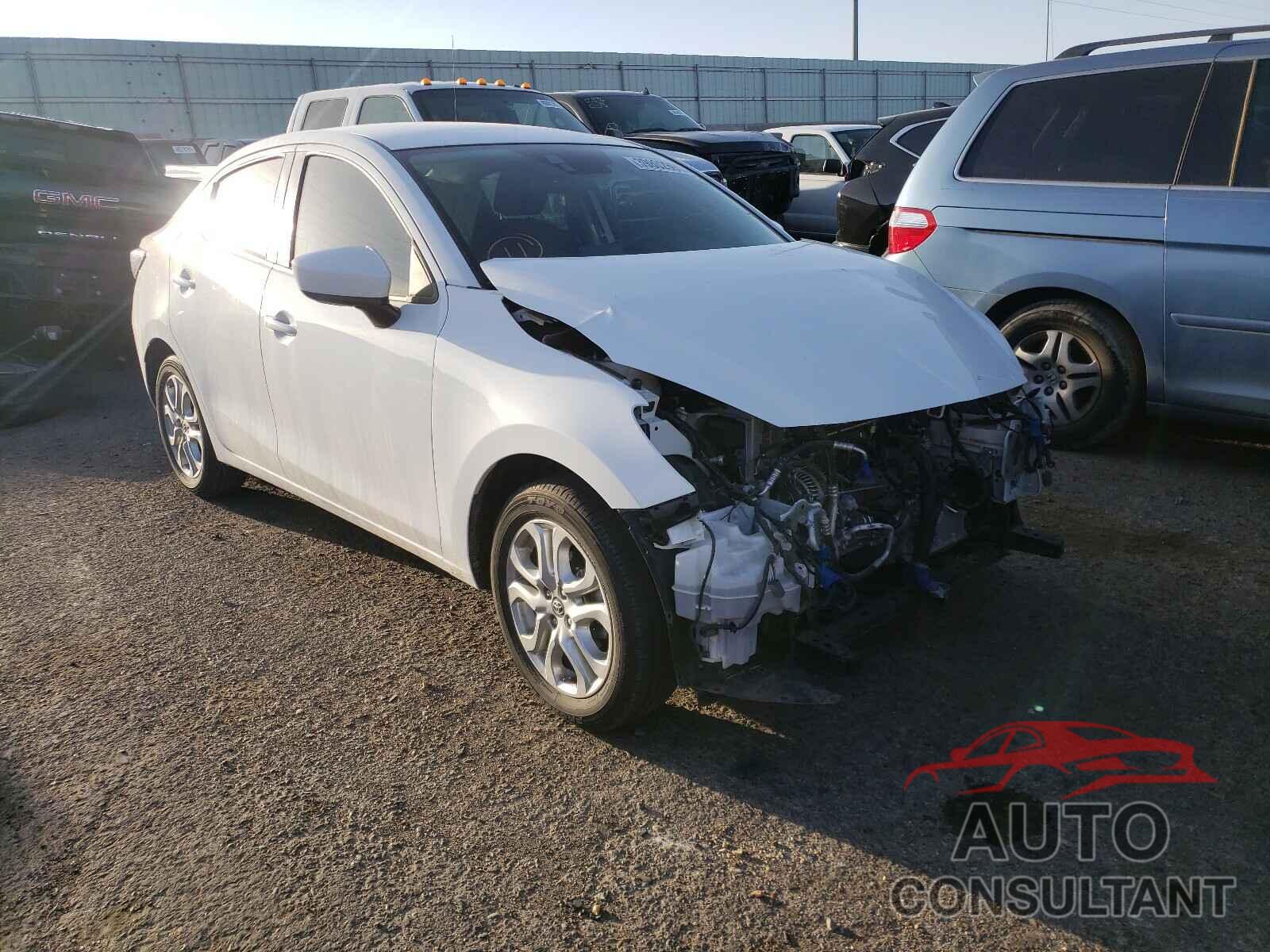 TOYOTA YARIS 2018 - 3MYDLBYV3JY301035