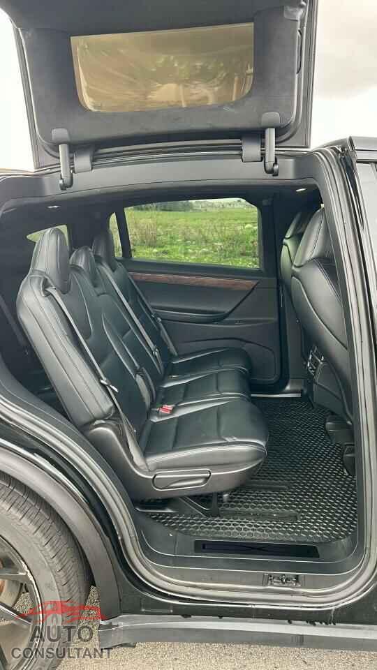 TESLA MODEL X 2020 - 5YJXCAE47LF261008