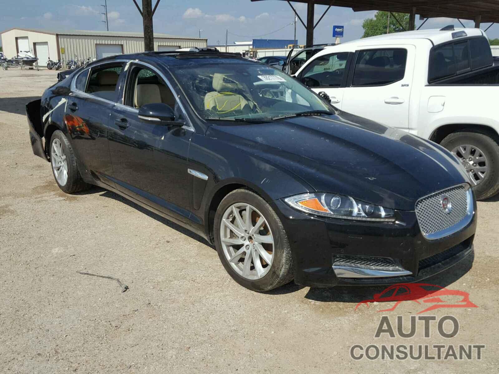 JAGUAR XF 2015 - SAJWA0FSXFPU66519