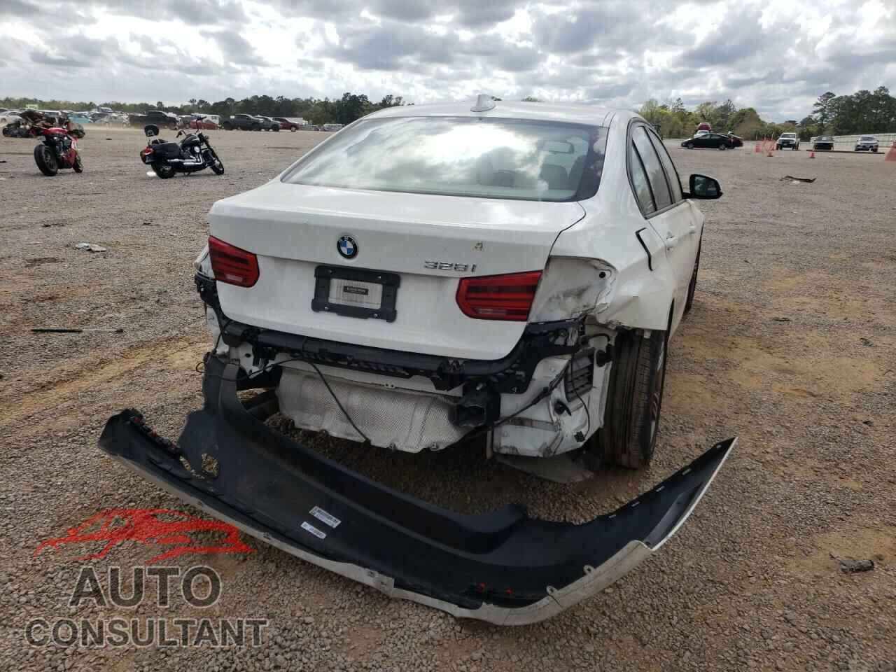 BMW 3 SERIES 2016 - WBA8E9C52GK648287