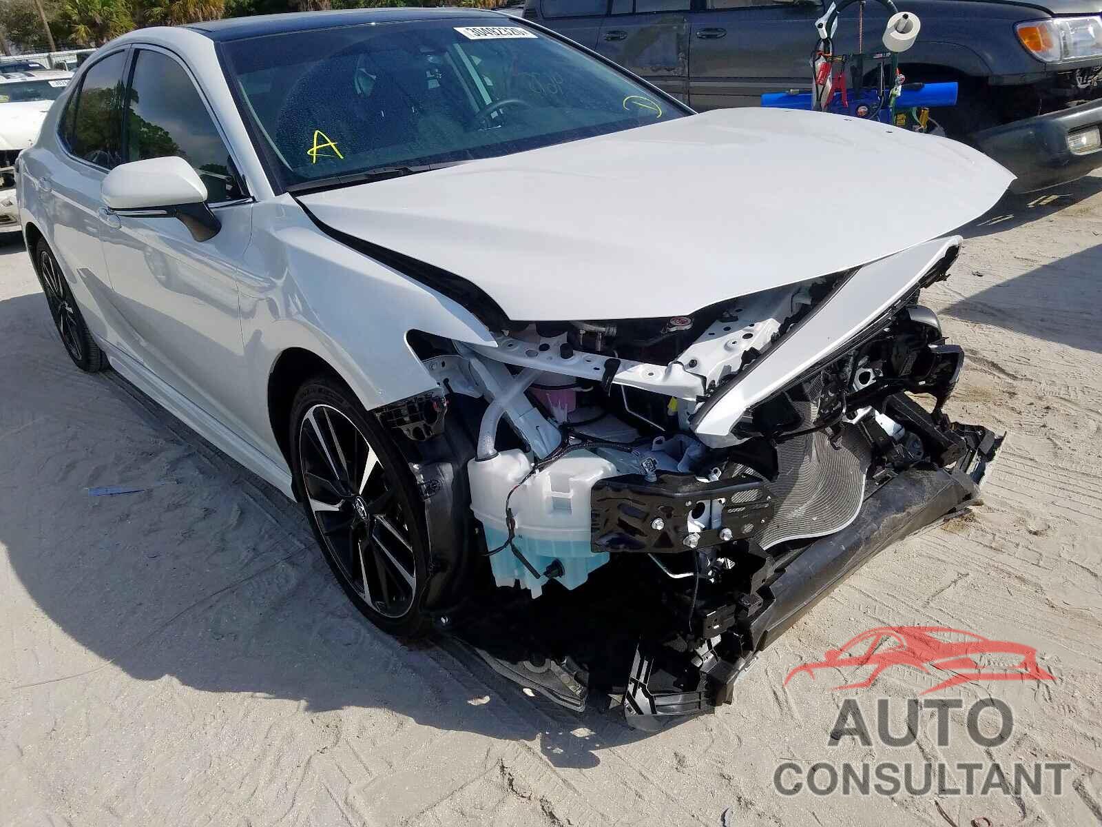 TOYOTA CAMRY 2019 - 4T1B61HKXKU814635