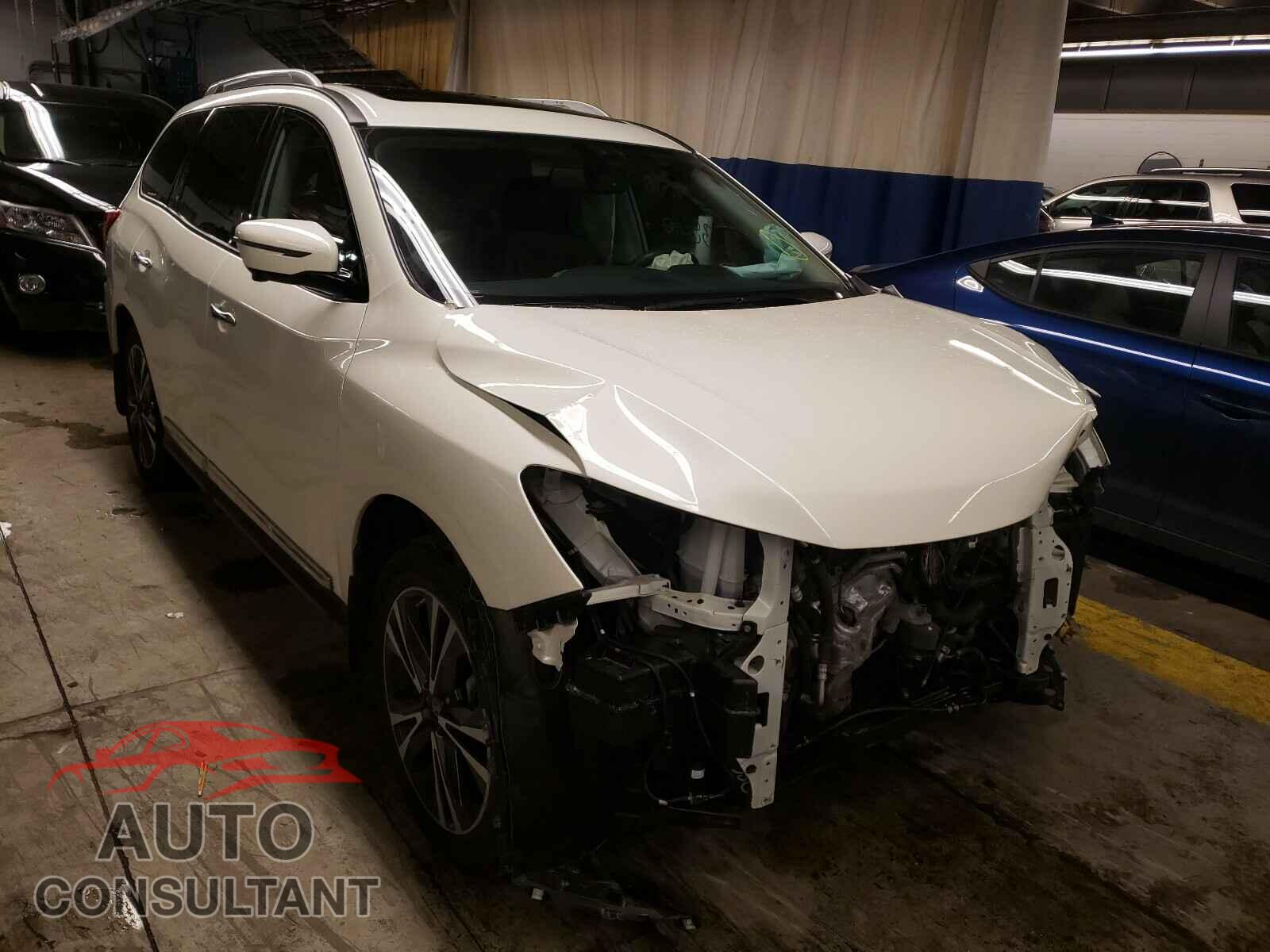 NISSAN PATHFINDER 2017 - 5N1DR2MM5HC687661
