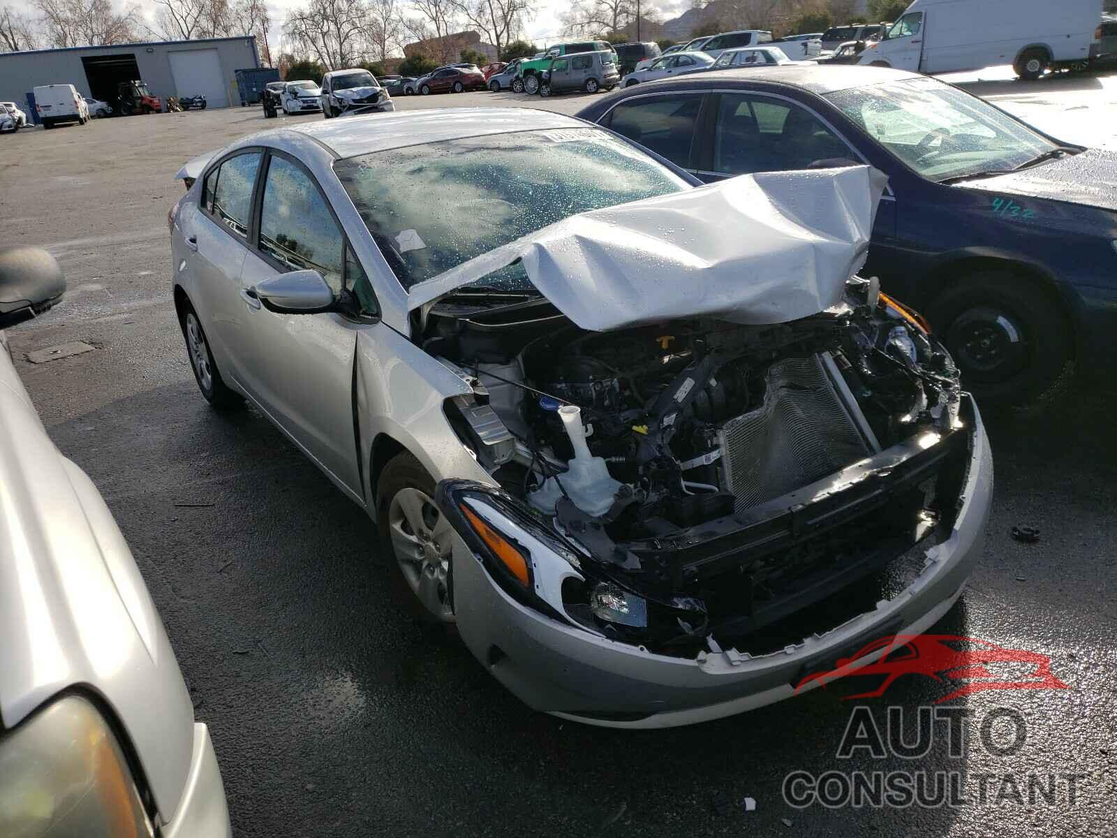 KIA FORTE 2017 - 3KPFK4A75HE039614