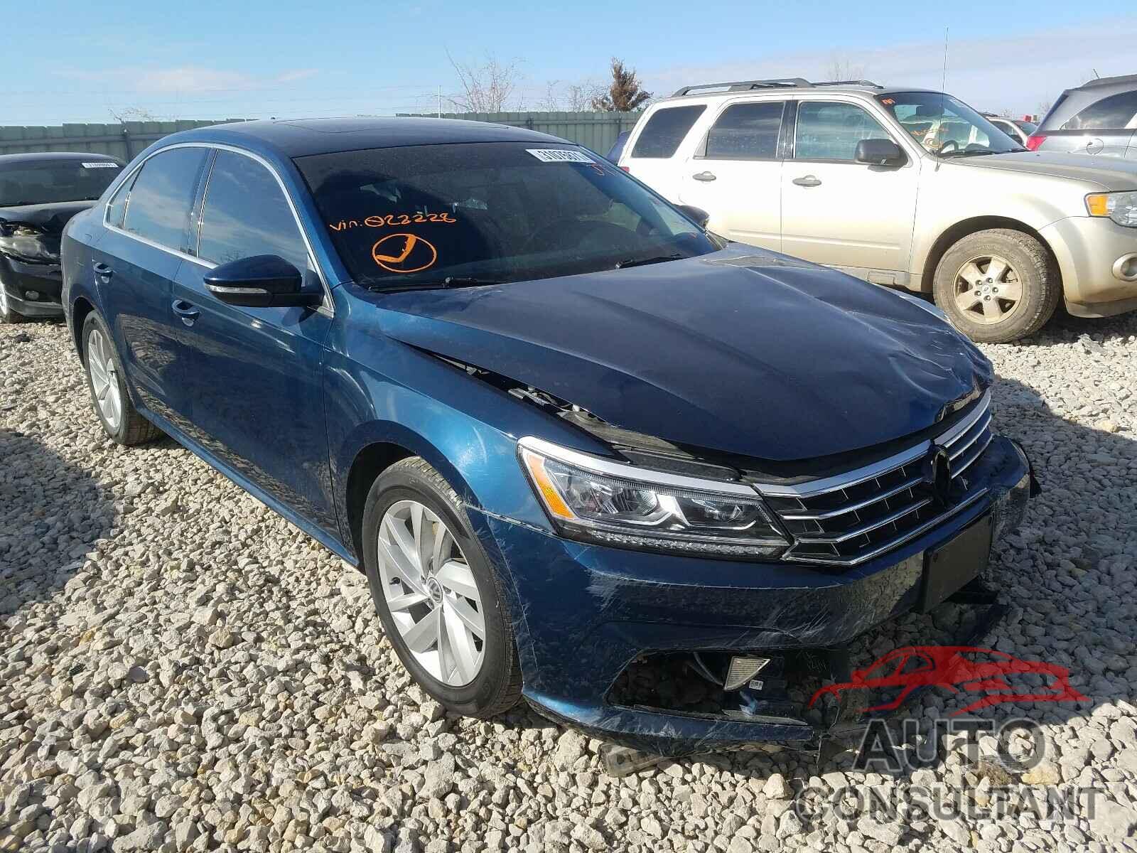 VOLKSWAGEN PASSAT 2018 - 1VWBA7A30JC022228