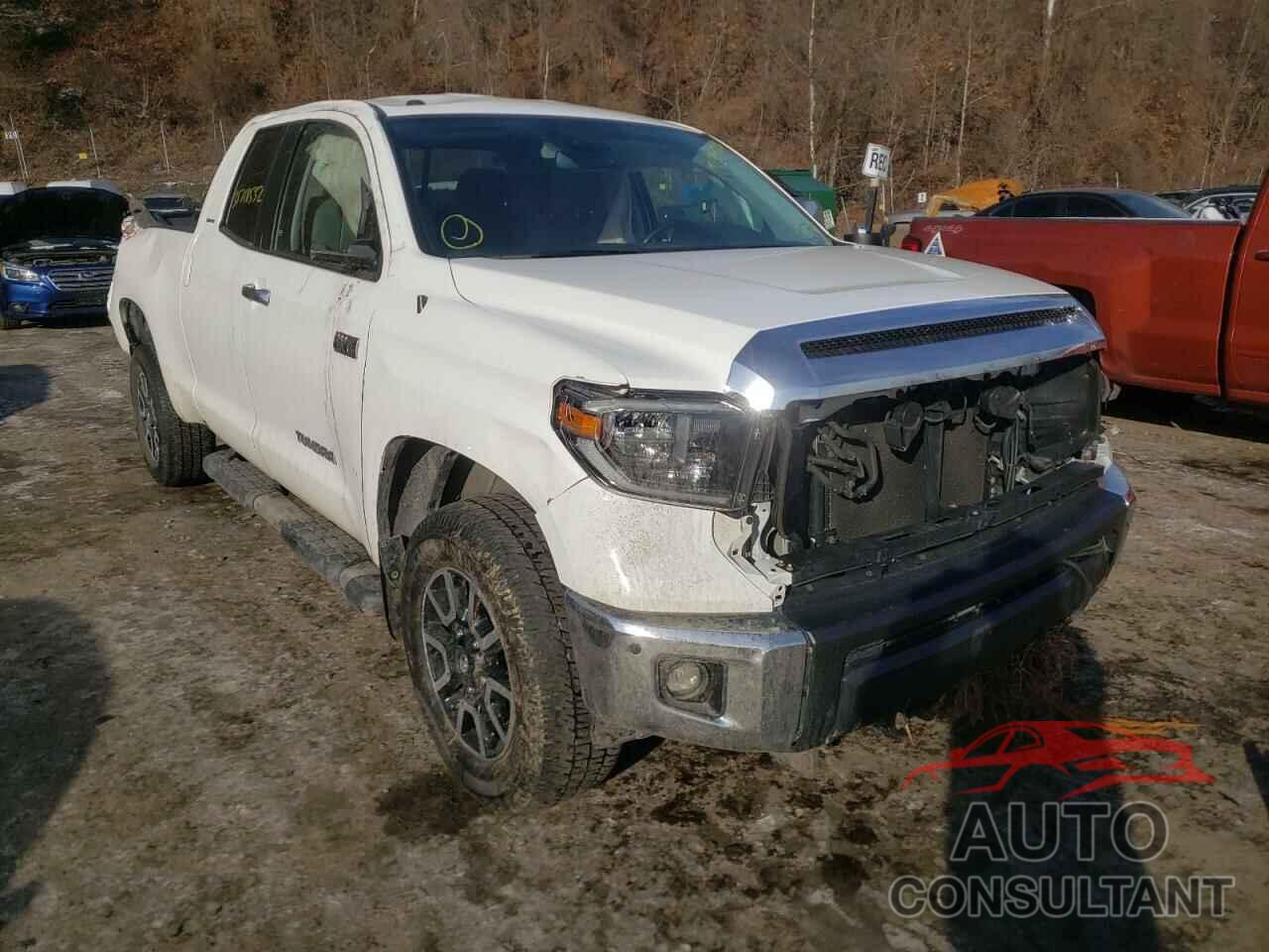 TOYOTA TUNDRA 2018 - 5TFBY5F17JX716854