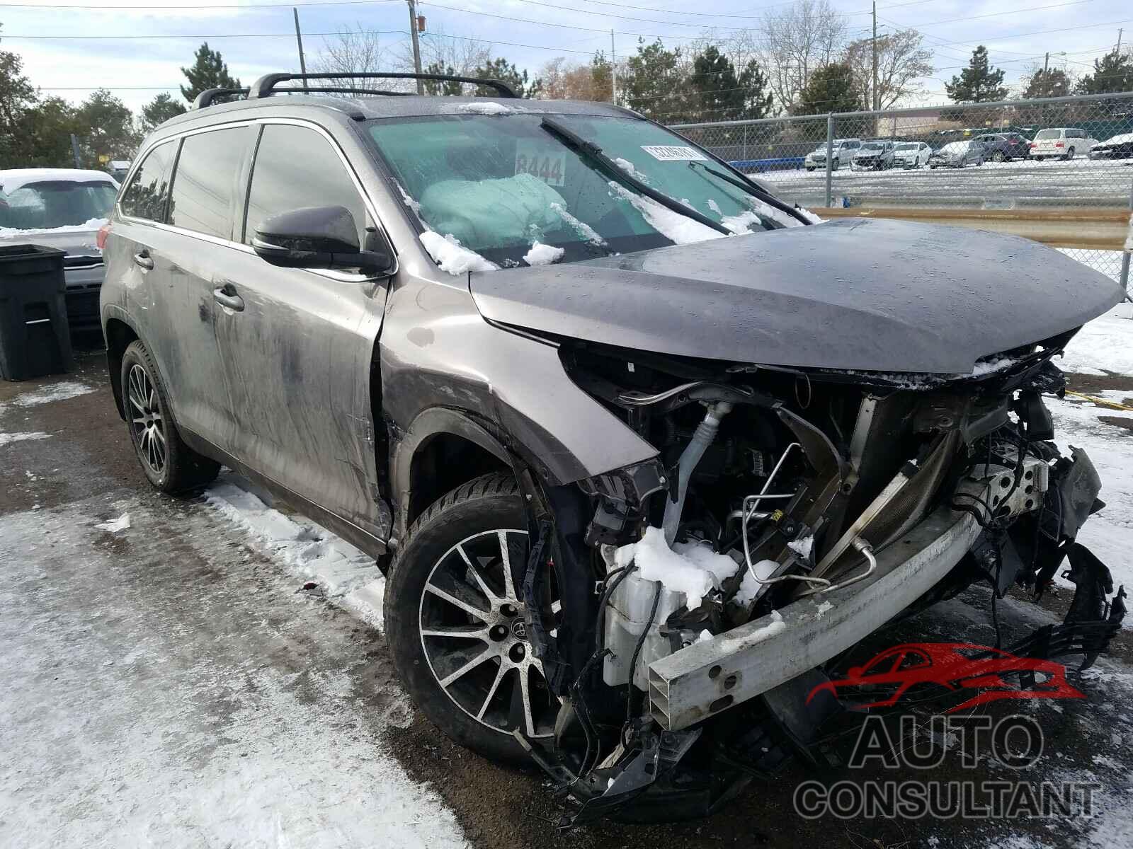 TOYOTA HIGHLANDER 2018 - 5TDJZRFH3JS900062