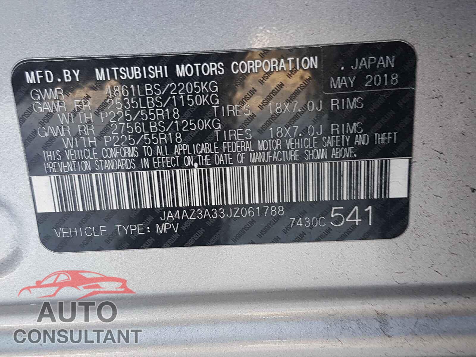 MITSUBISHI OUTLANDER 2018 - JA4AZ3A33JZ061788