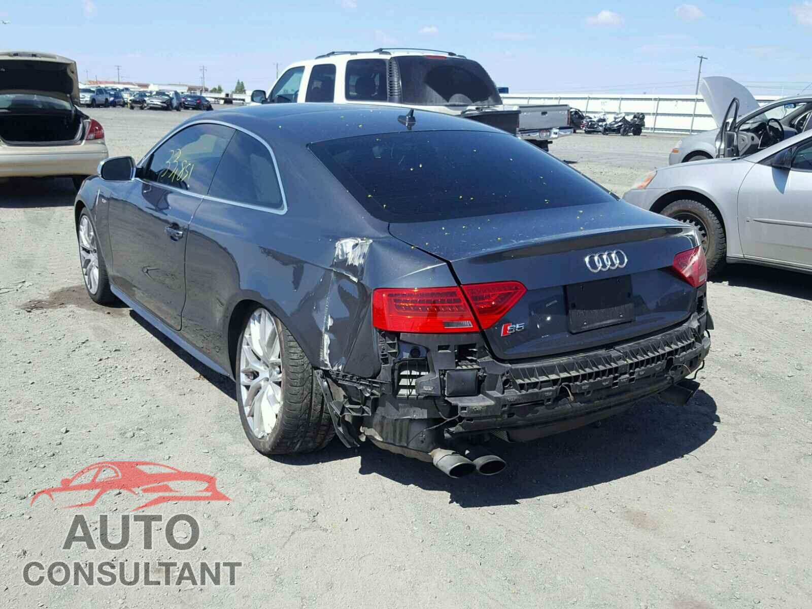 AUDI S5/RS5 2015 - WAUCGAFR7FA019066