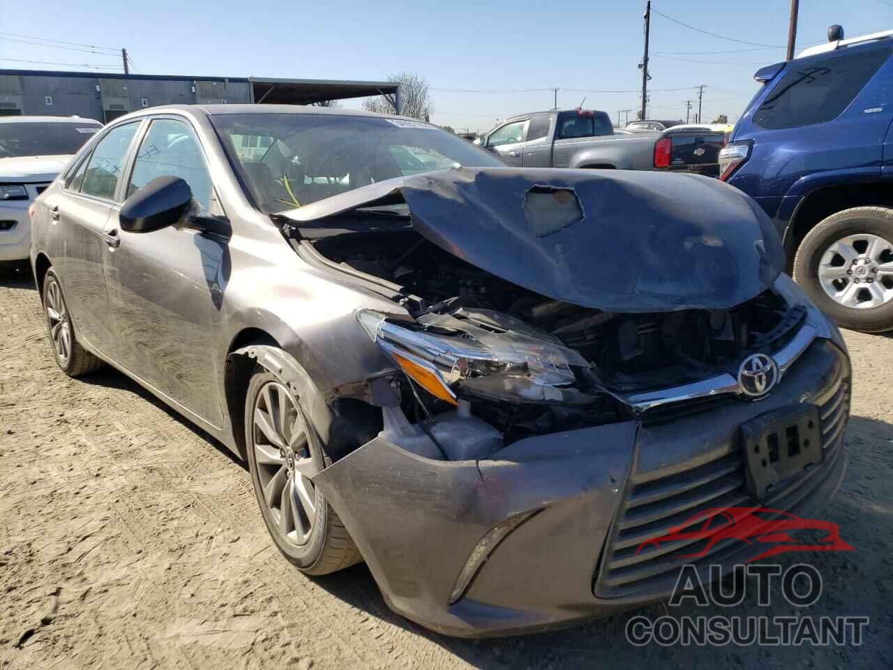 TOYOTA CAMRY 2016 - 4T4BF1FK8GR560438