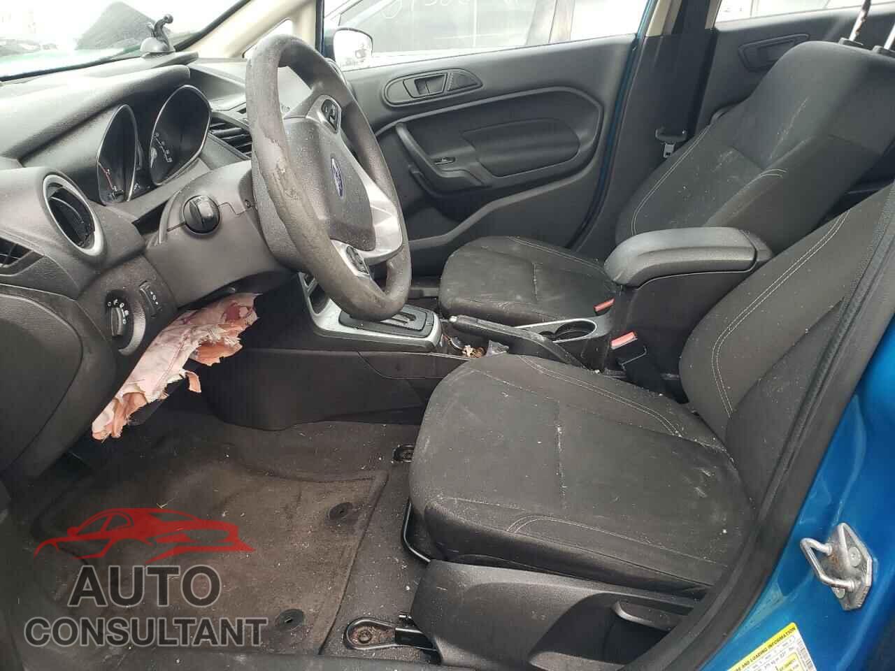 FORD FIESTA 2017 - 3FADP4EJ8HM136087