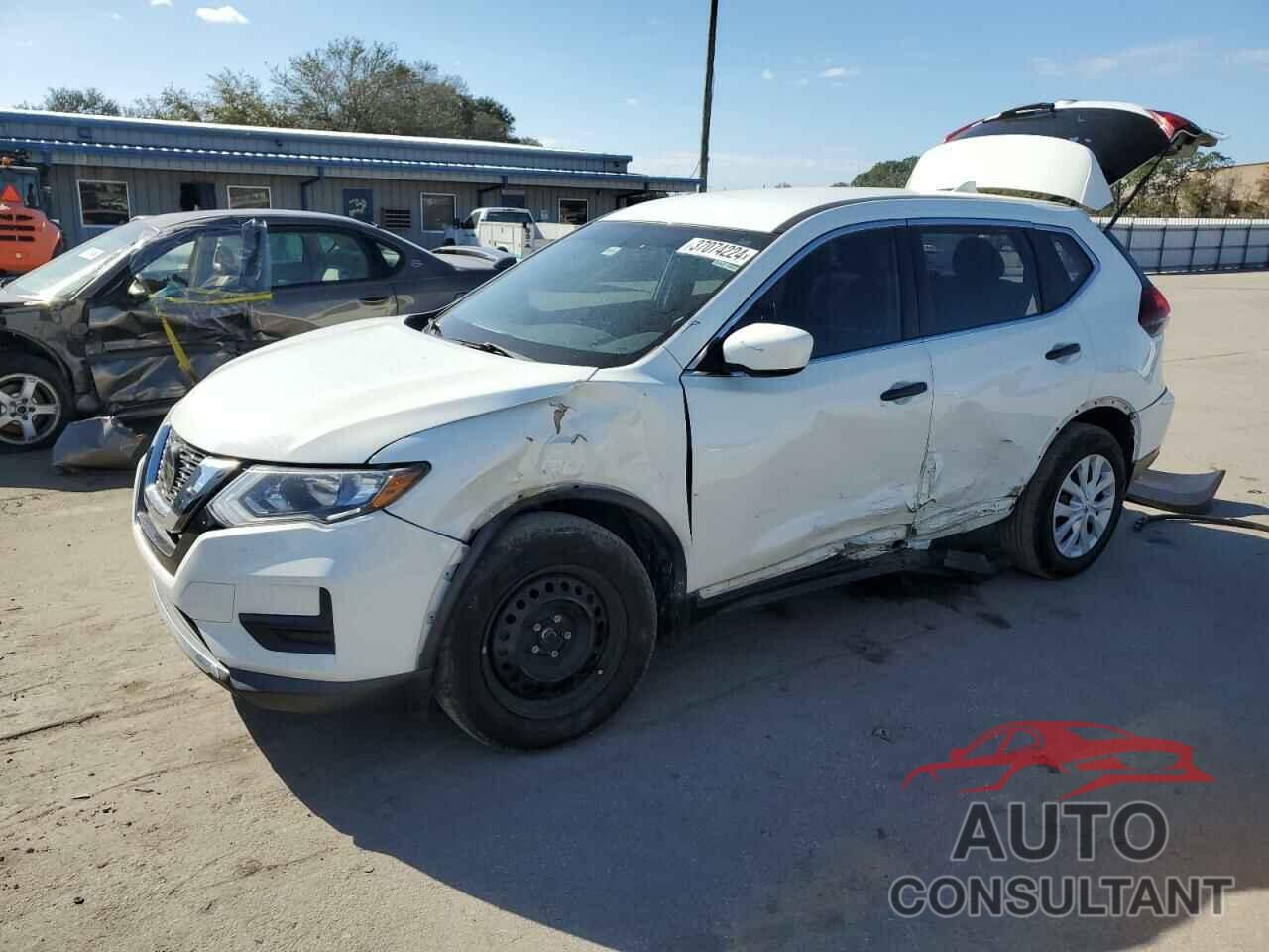 NISSAN ROGUE 2018 - KNMAT2MT4JP587811