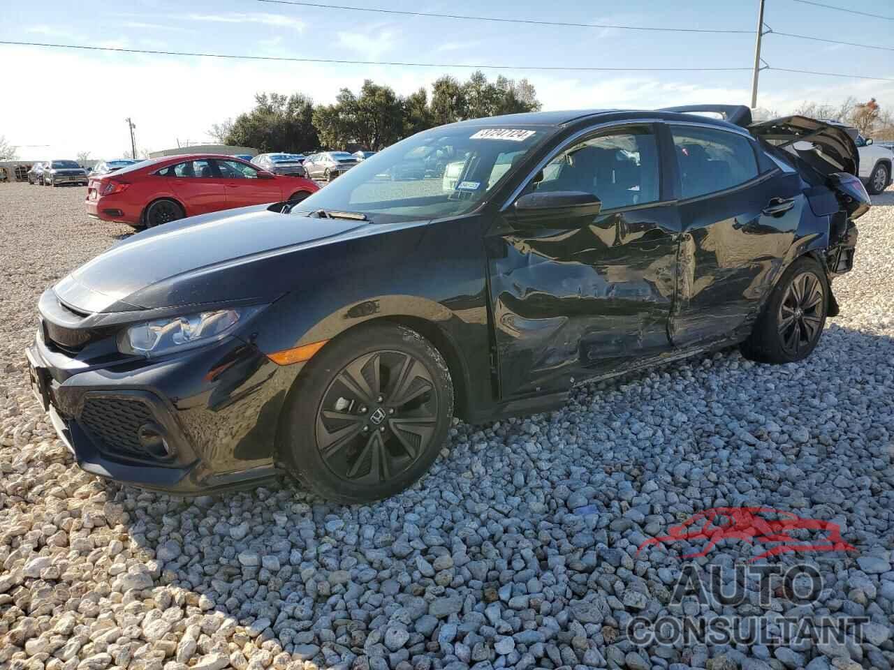 HONDA CIVIC 2018 - SHHFK7H54JU229053