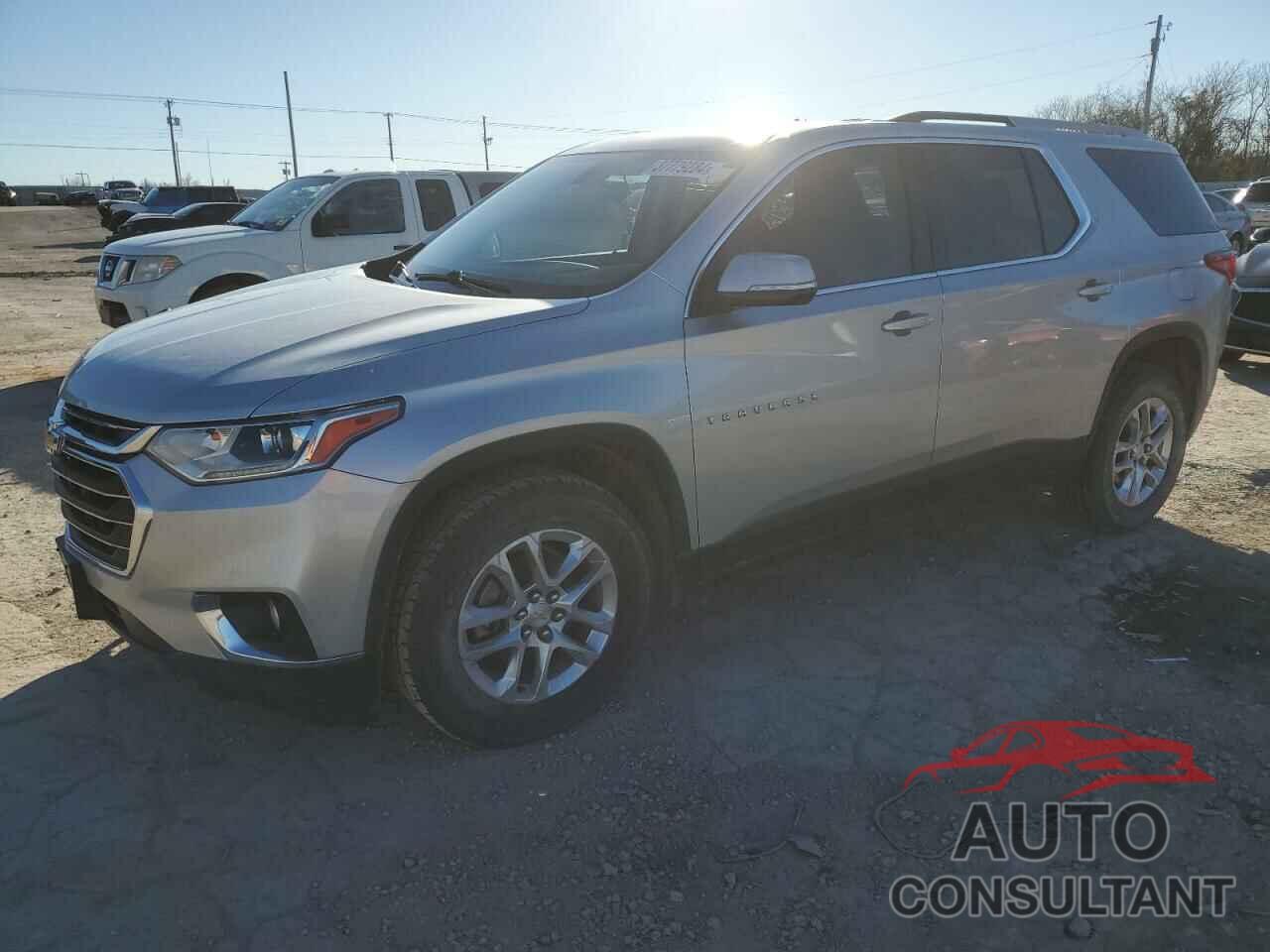 CHEVROLET TRAVERSE 2018 - 1GNERGKW1JJ204413