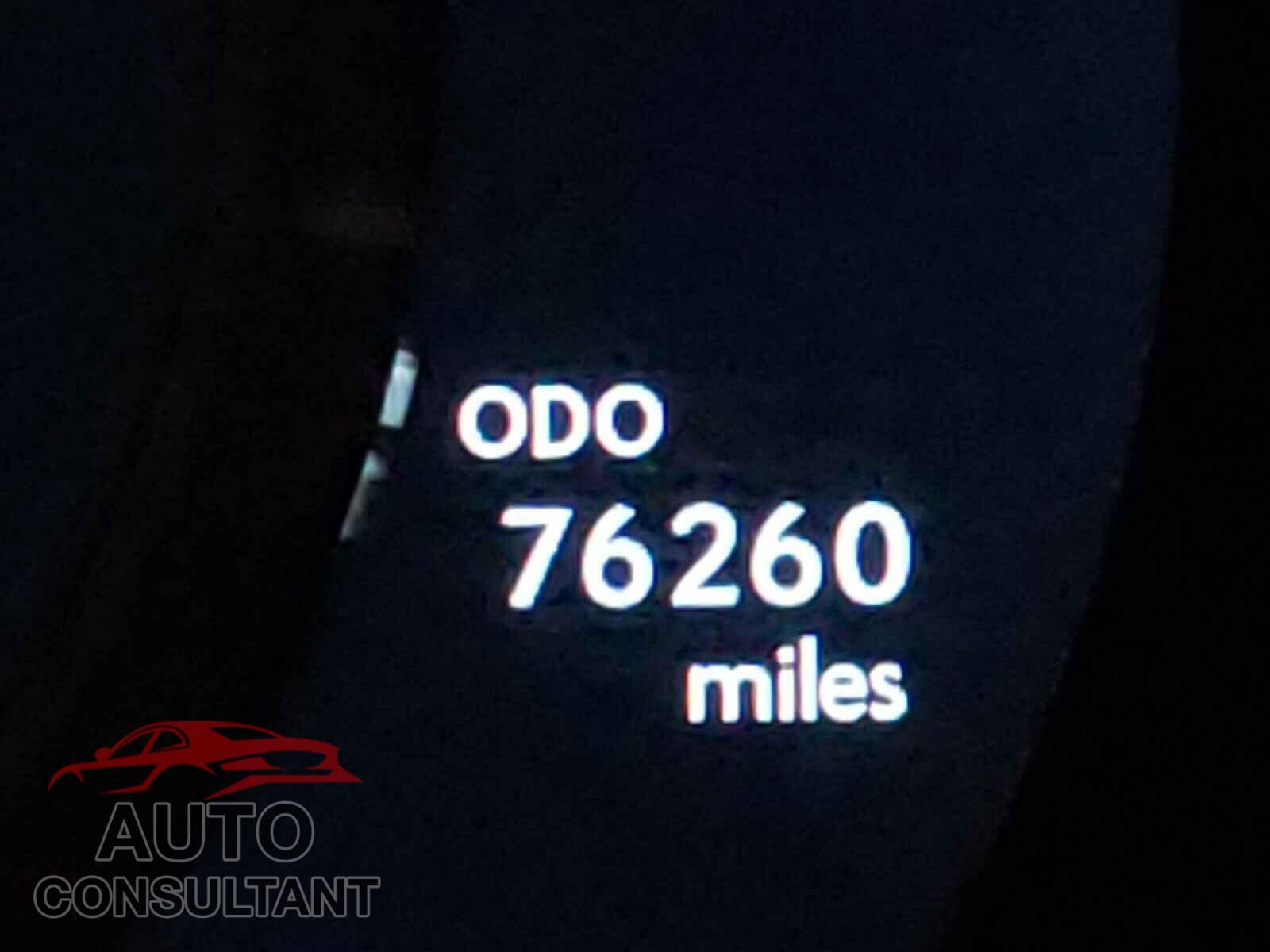 LEXUS IS 2016 - JTHBA1D28G5004722
