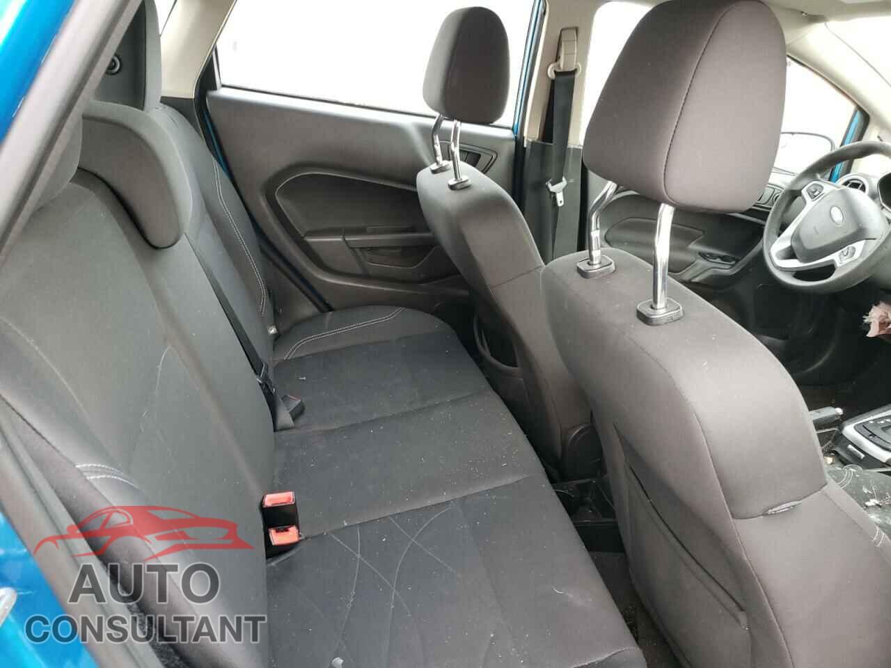FORD FIESTA 2017 - 3FADP4EJ8HM136087