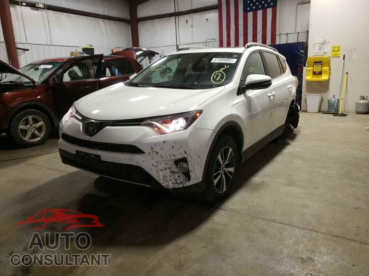 TOYOTA RAV4 2018 - 2T3RFREV5JW788592