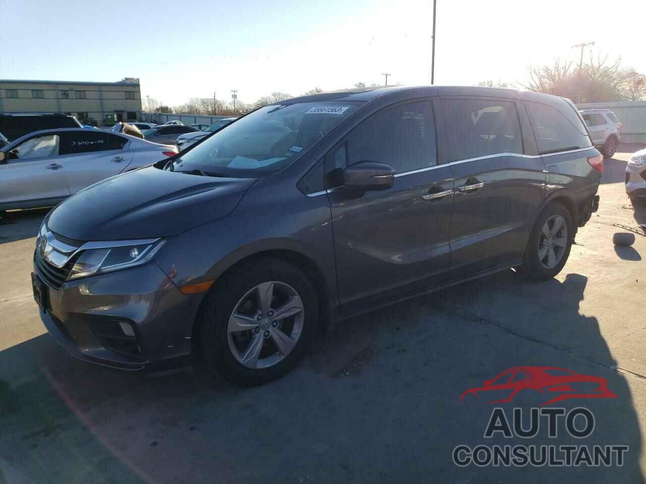 HONDA ODYSSEY 2018 - 5FNRL6H70JB098937