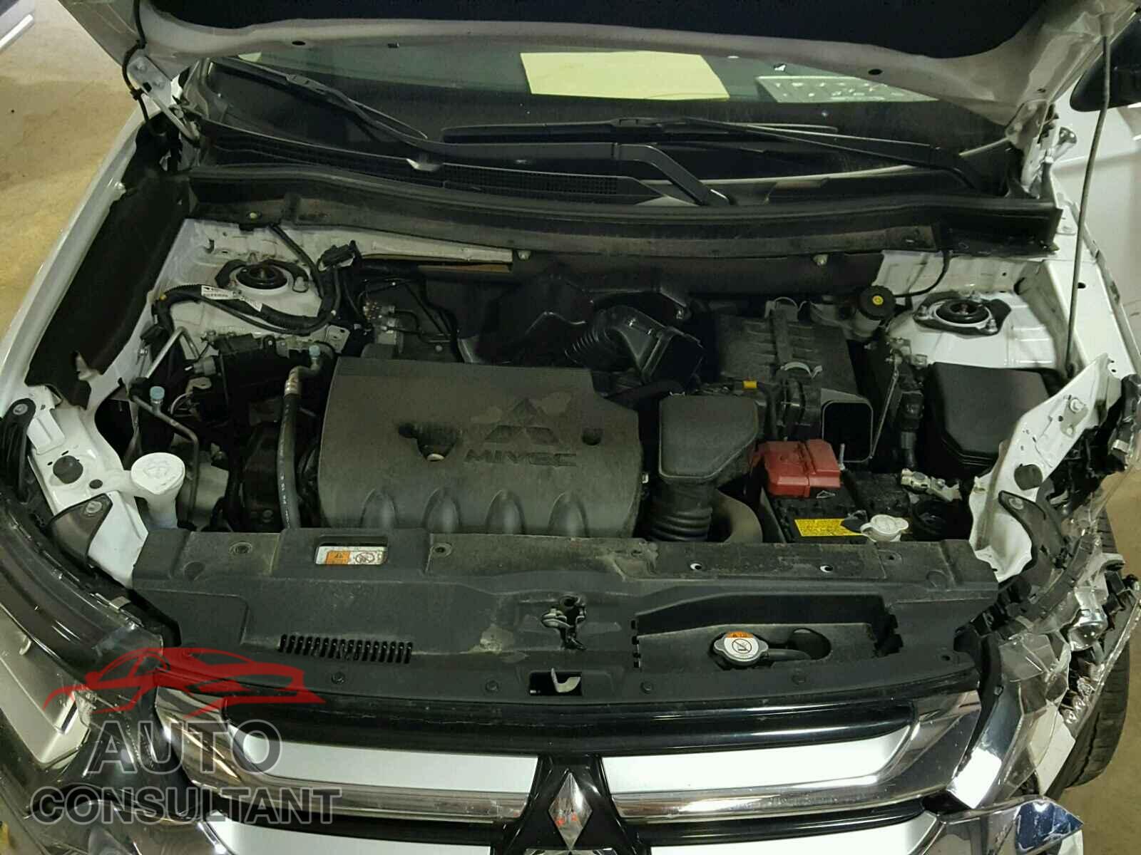 MITSUBISHI OUTLANDER 2017 - JA4AD2A36HZ027489