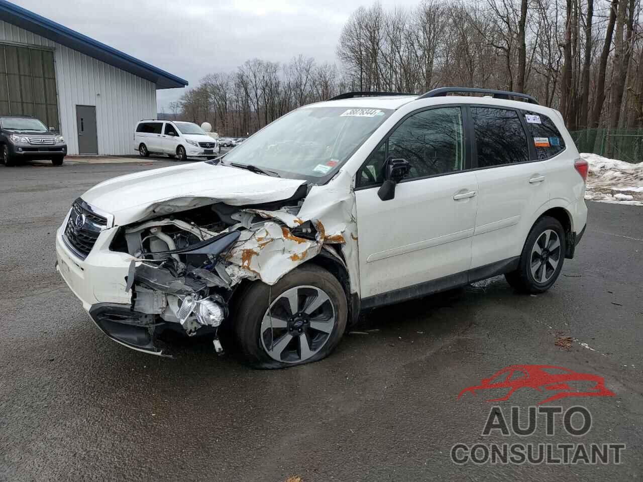 SUBARU FORESTER 2017 - JF2SJAEC0HH576538