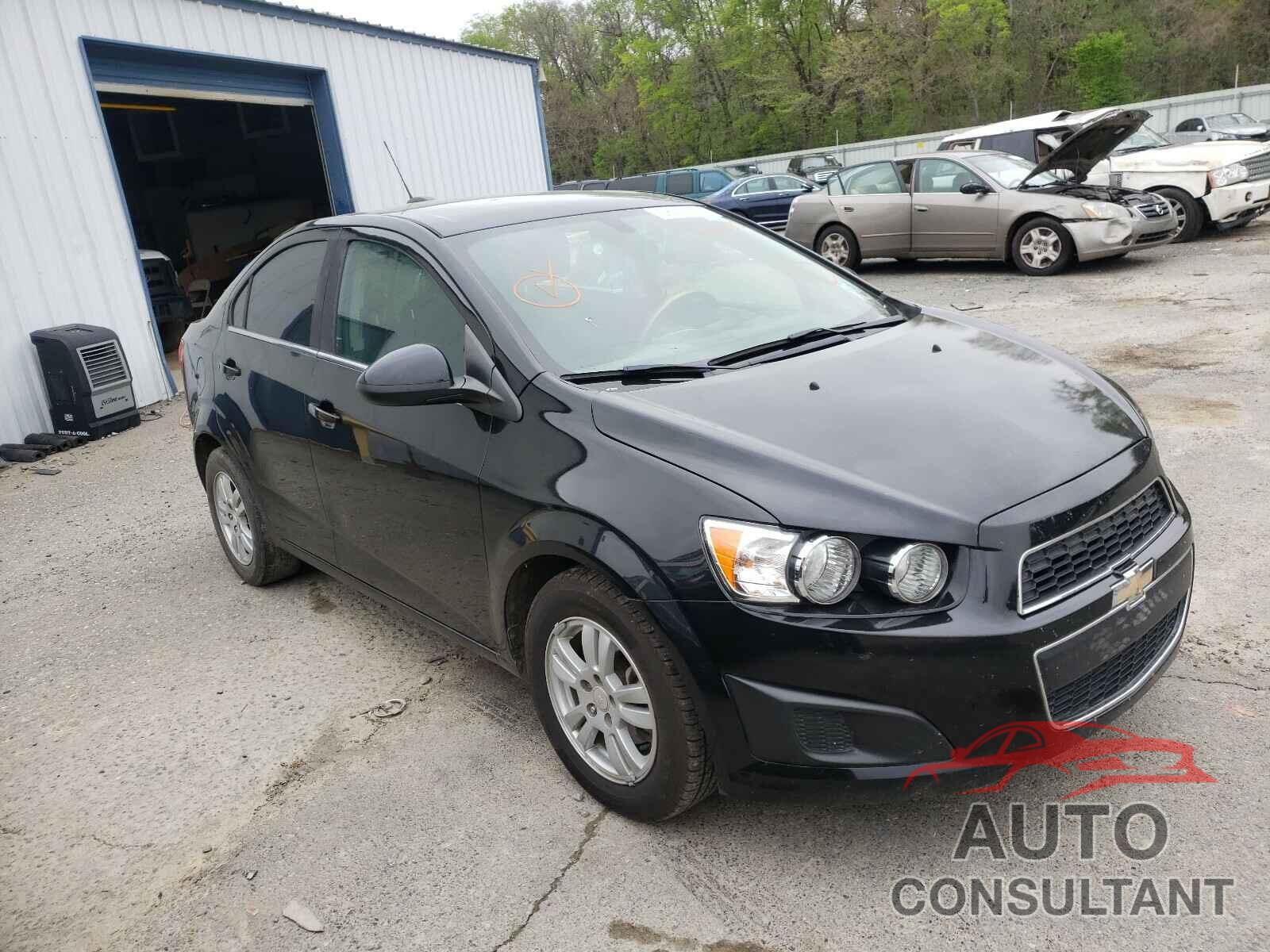 CHEVROLET SONIC 2016 - 1G1JC5SH3G4160140