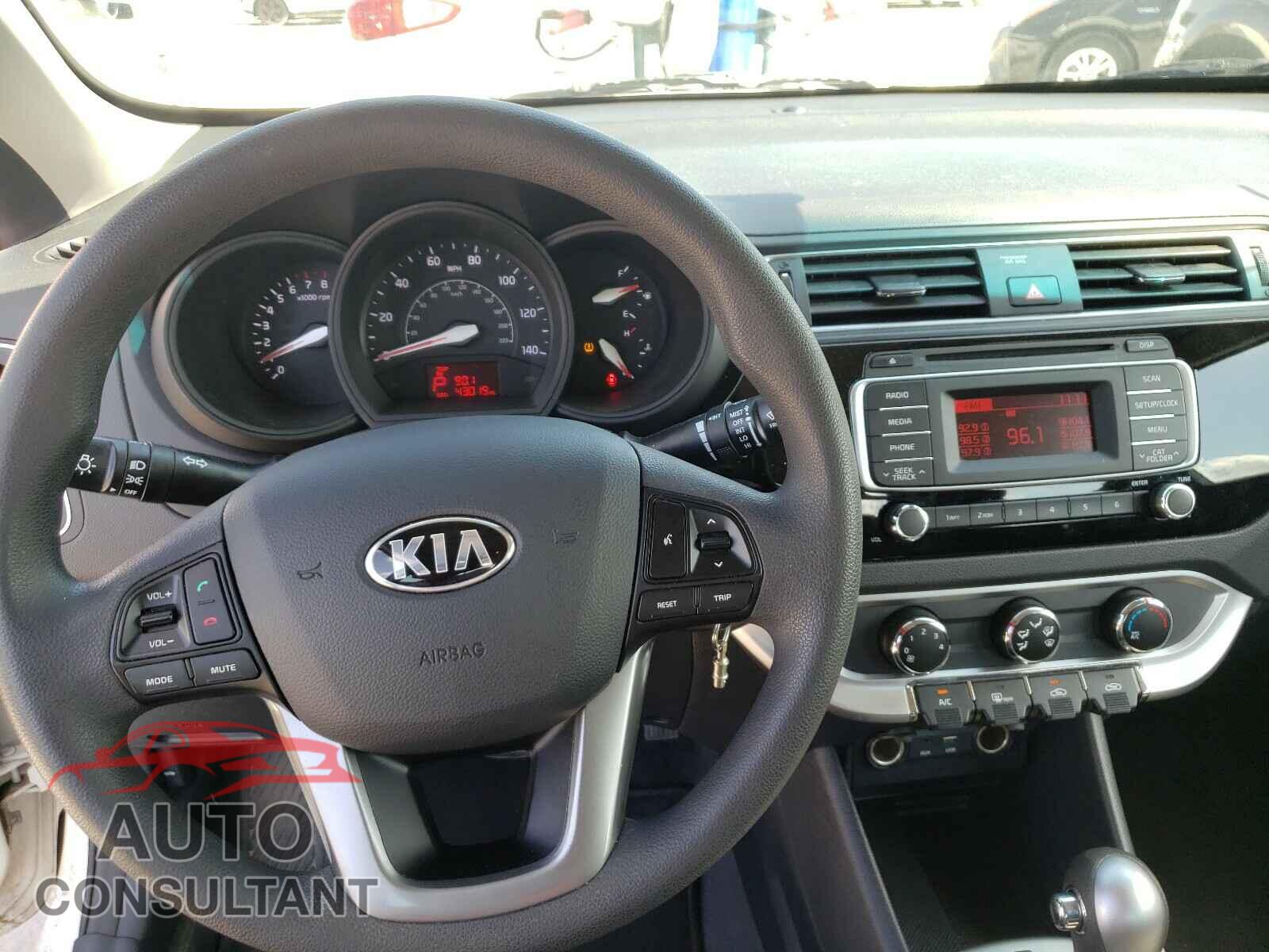 KIA RIO 2017 - KNADM4A37H6010794