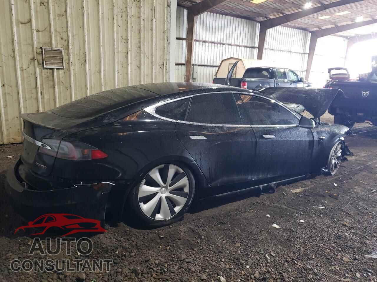 TESLA MODEL S 2021 - 5YJSA1E47MF423673