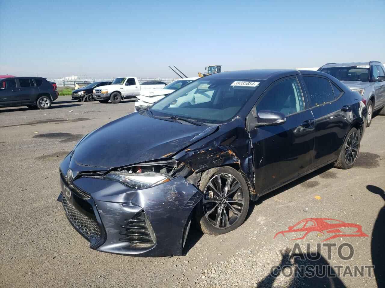 TOYOTA COROLLA 2018 - 5YFBURHE2JP748418