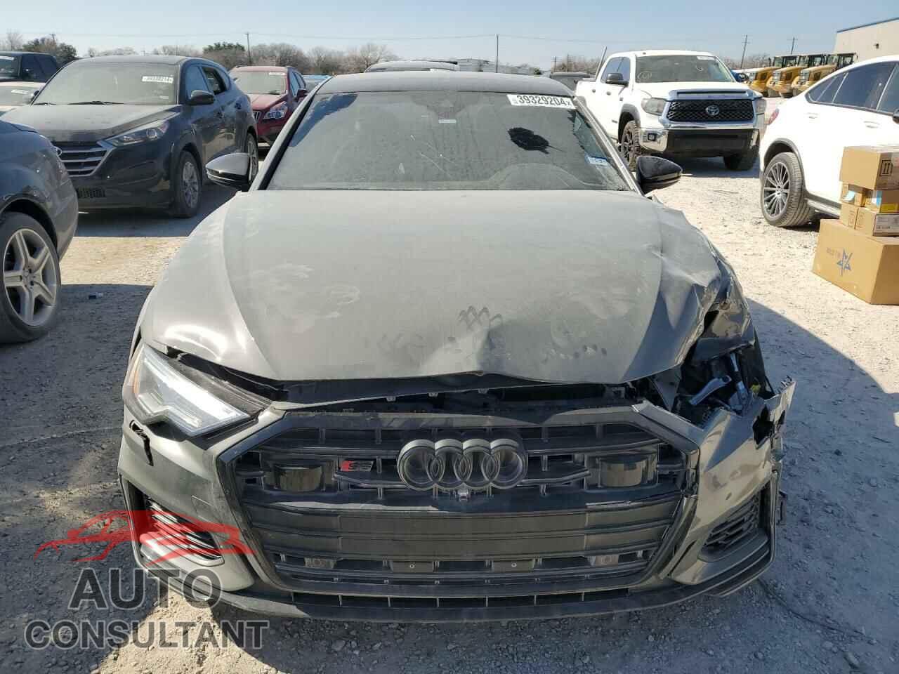 AUDI S6/RS6 2022 - WAUDFBF2XNN019599