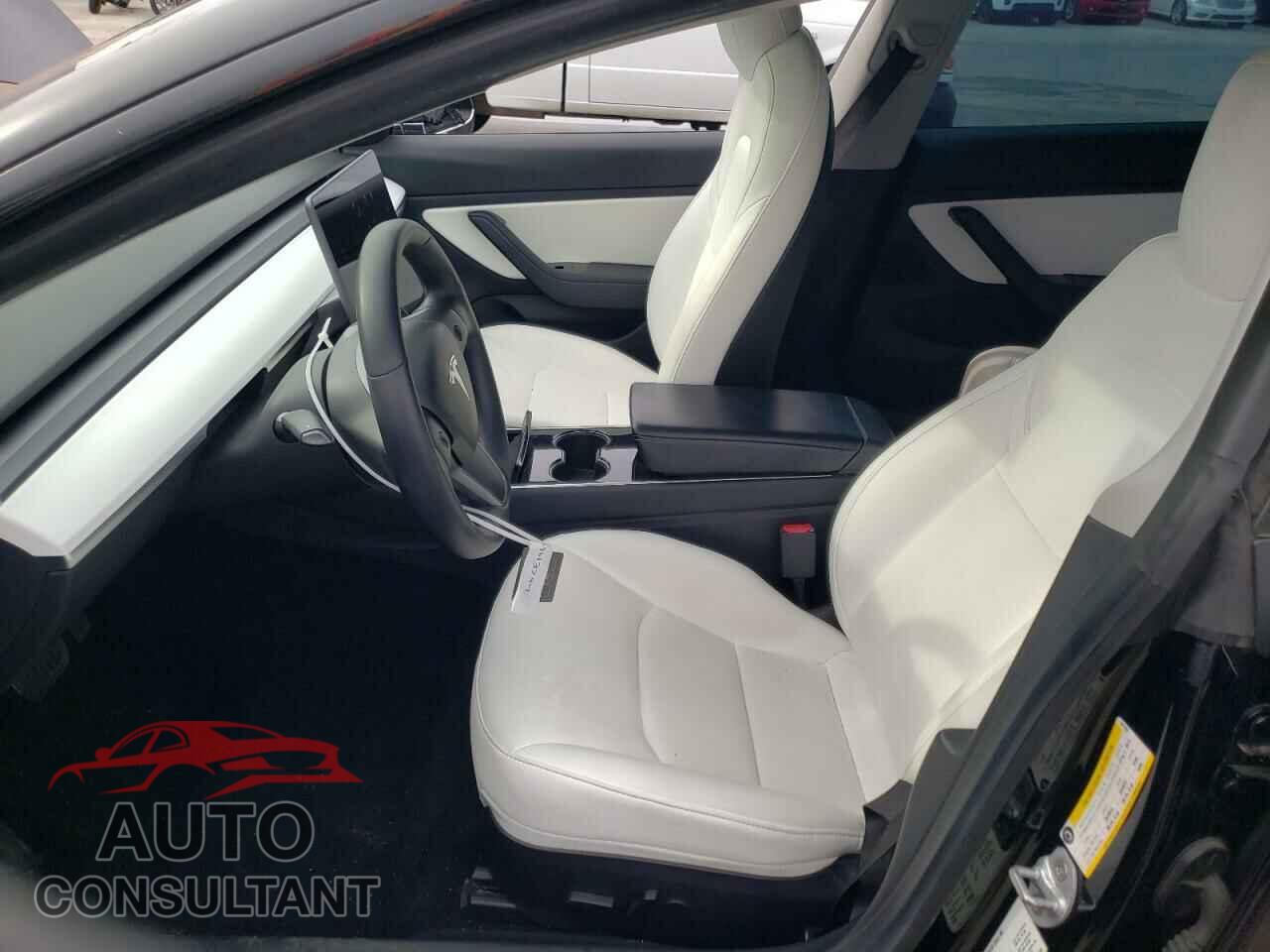 TESLA MODEL 3 2019 - 5YJ3E1EB5KF421294