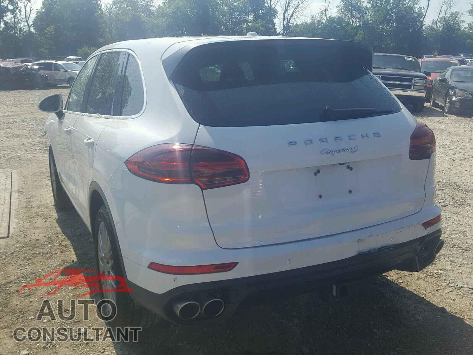 PORSCHE CAYENNE S 2015 - WP1AB2A28FLA56803
