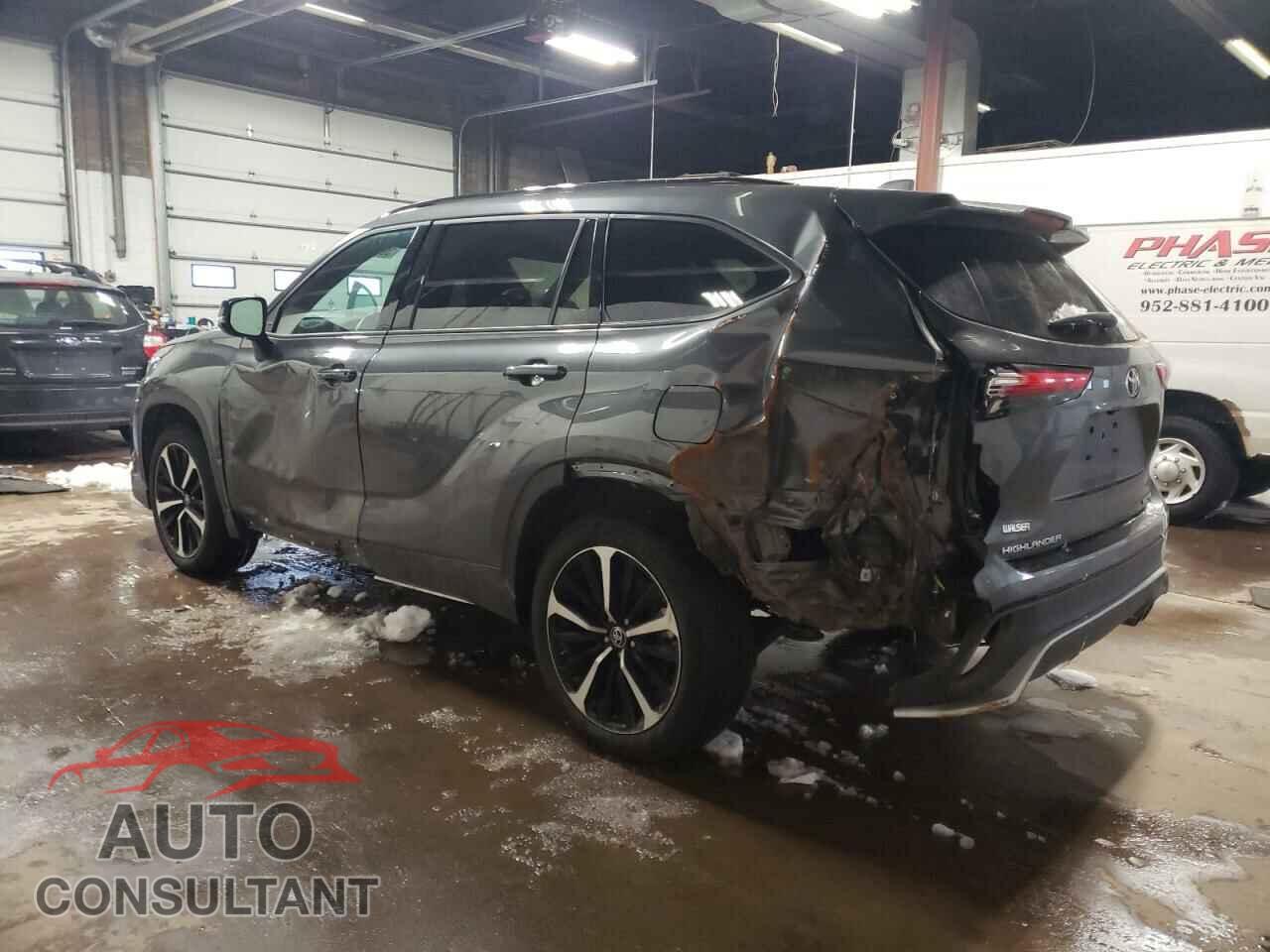 TOYOTA HIGHLANDER 2021 - 5TDJZRBH9MS133473