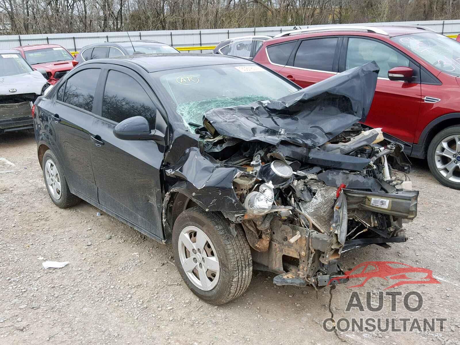 CHEVROLET SONIC 2016 - 1FAHP2F82JG129931