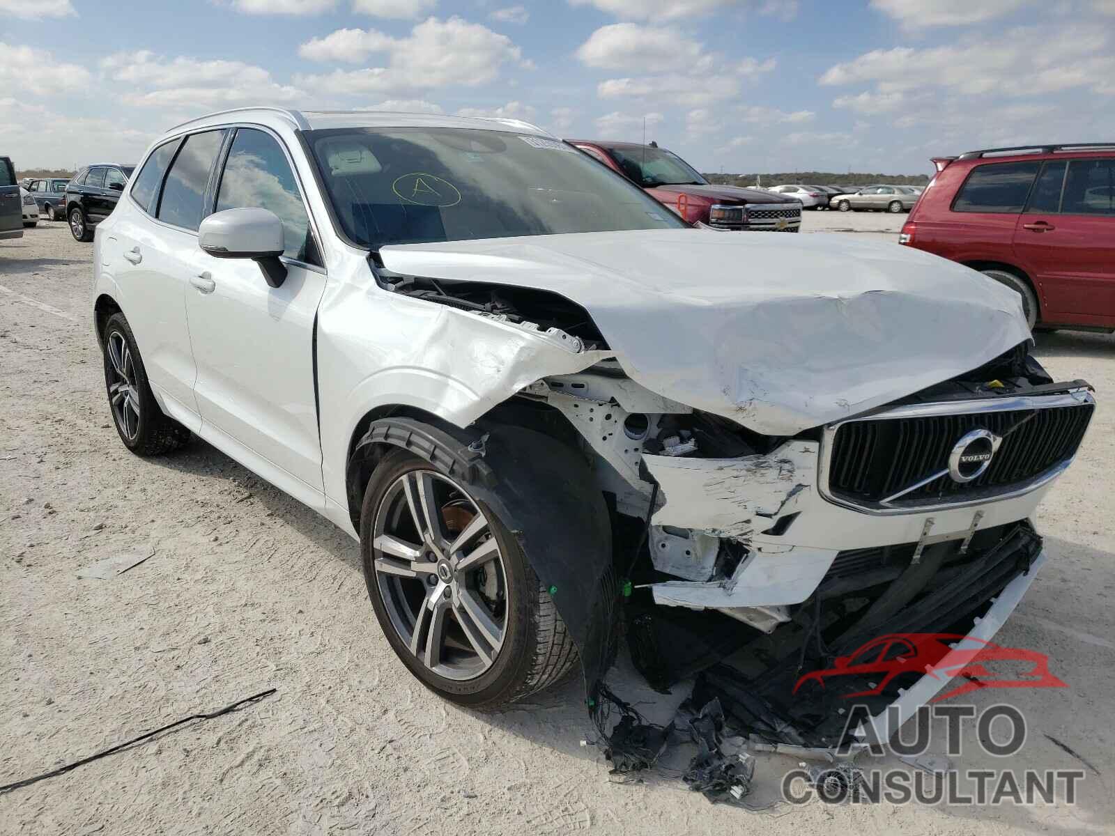 VOLVO XC60 2018 - LYV102RK5JB074443