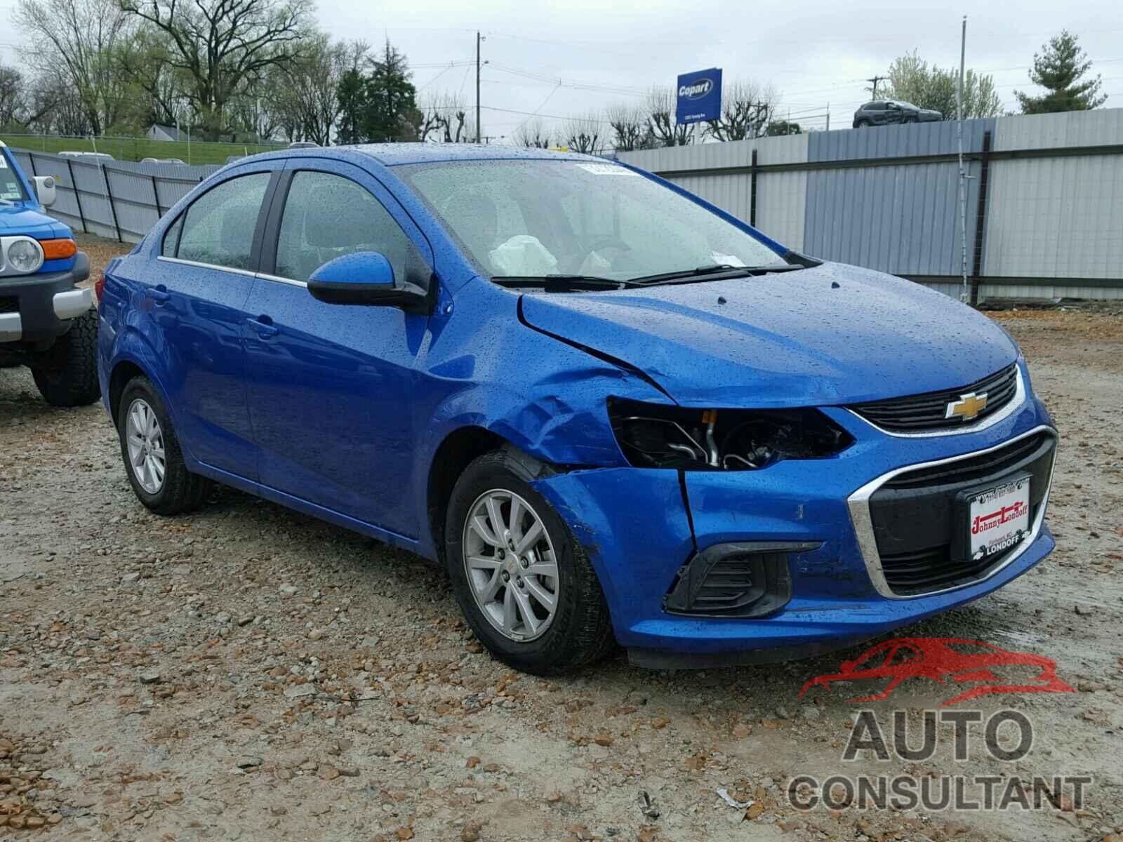 CHEVROLET SONIC 2018 - 1G1JD5SHXJ4102885