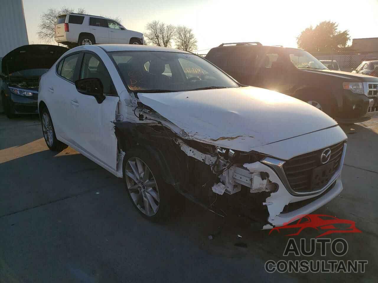 MAZDA 3 2017 - JM1BN1V77H1102830