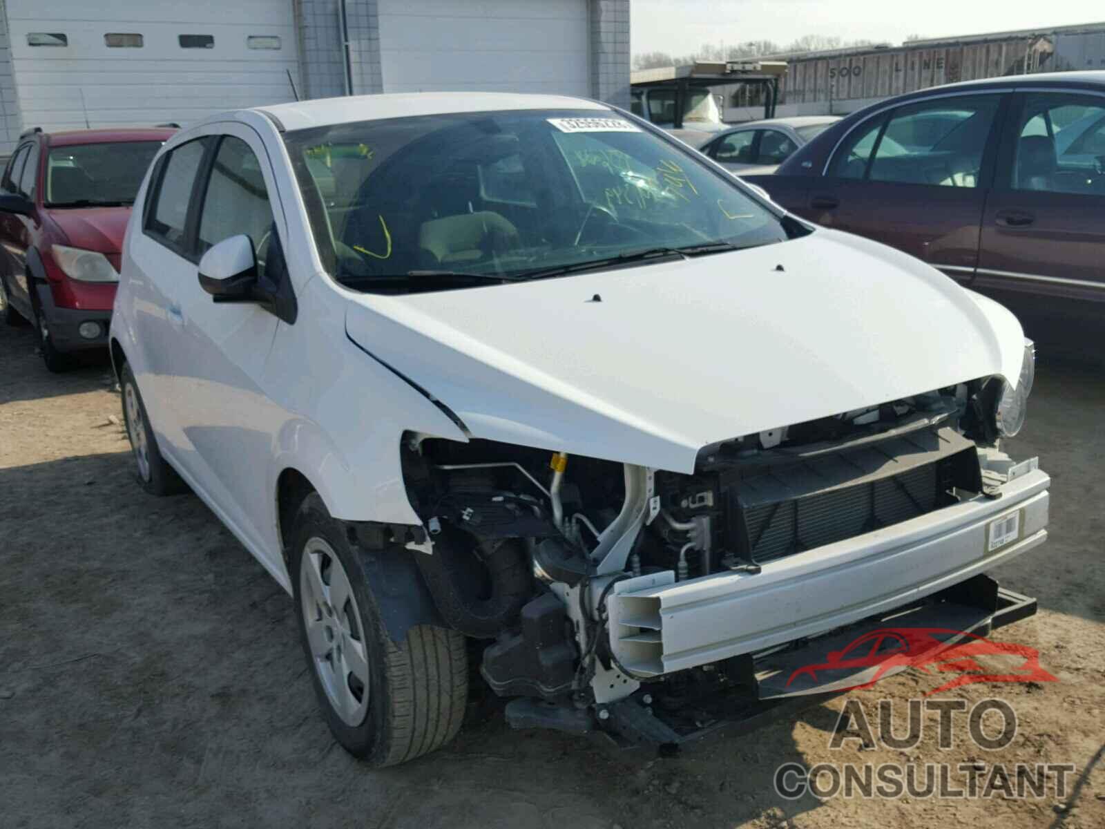 CHEVROLET SONIC 2016 - 1G1JA6SH3G4172803
