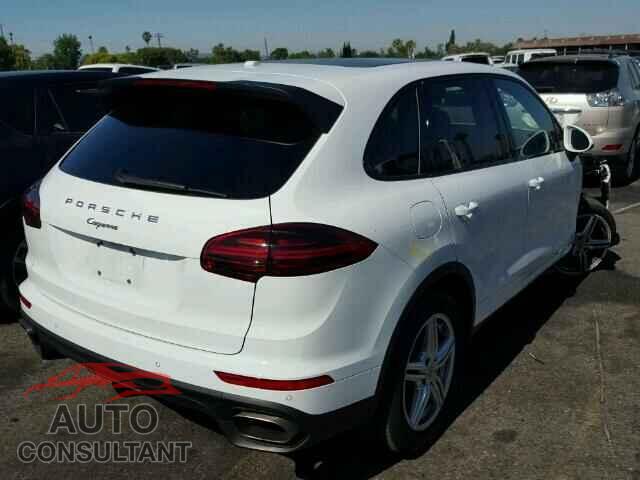 PORSCHE CAYENNE 2016 - WP1AA2A29GLA00681