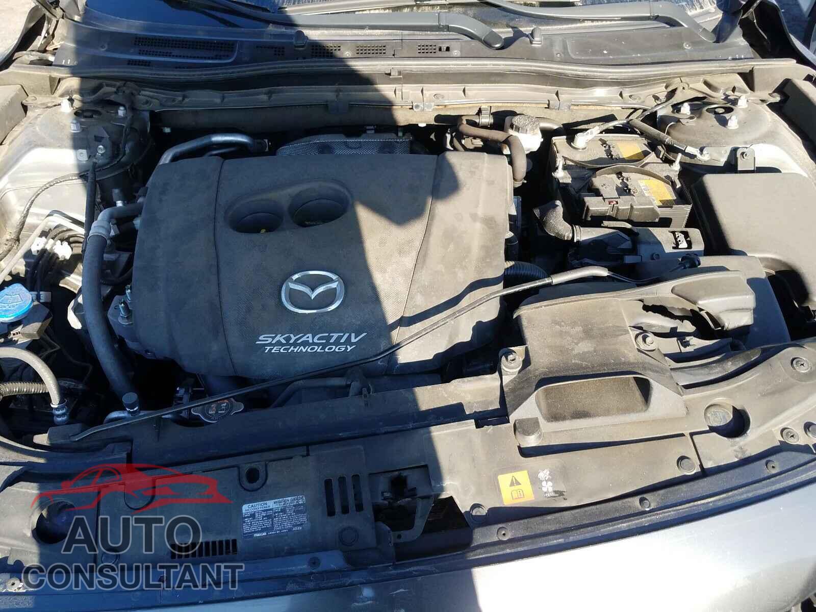 MAZDA 3 2017 - JM1BN1K71H1120776